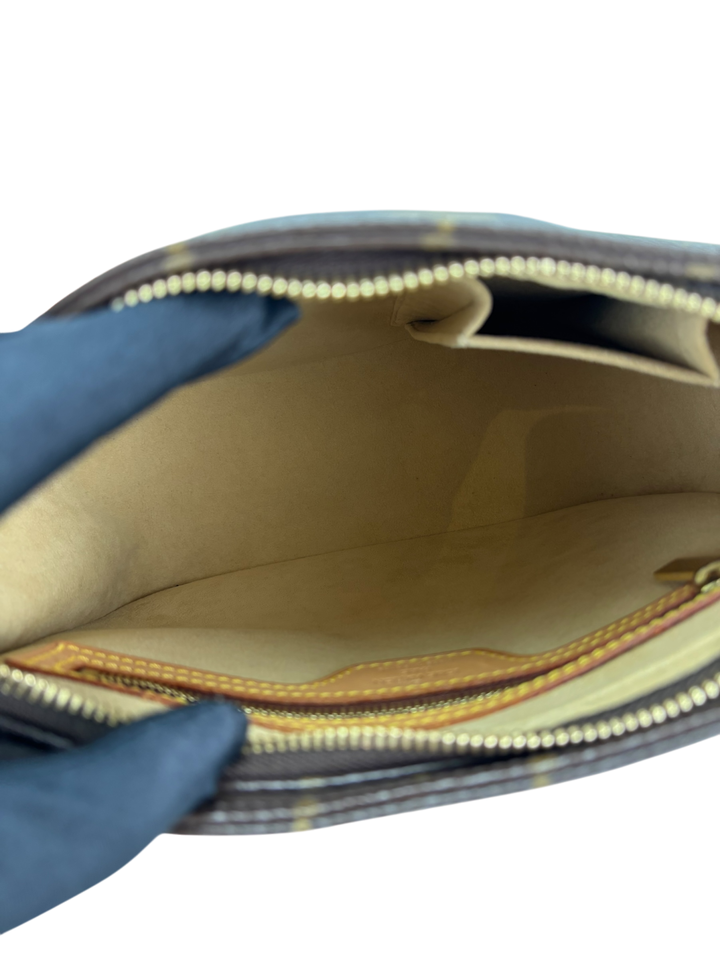 LOUIS VUITTON - Monogram Canvas Looping Shoulder Bag