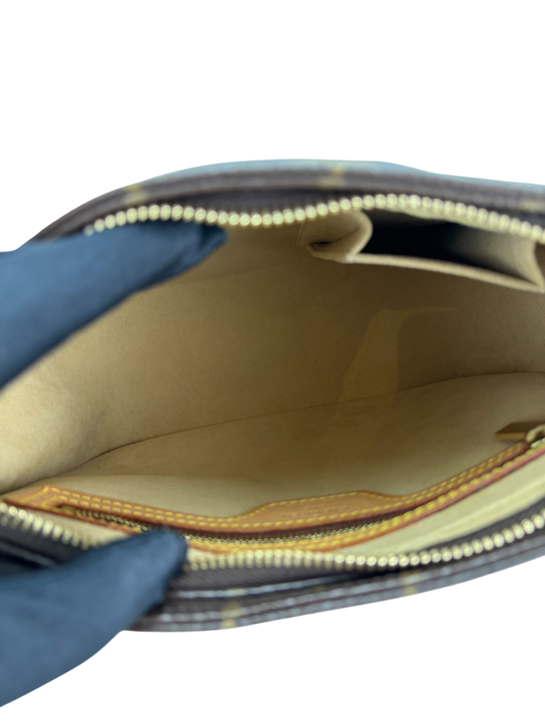 LOUIS VUITTON - Monogram Canvas Looping Shoulder Bag