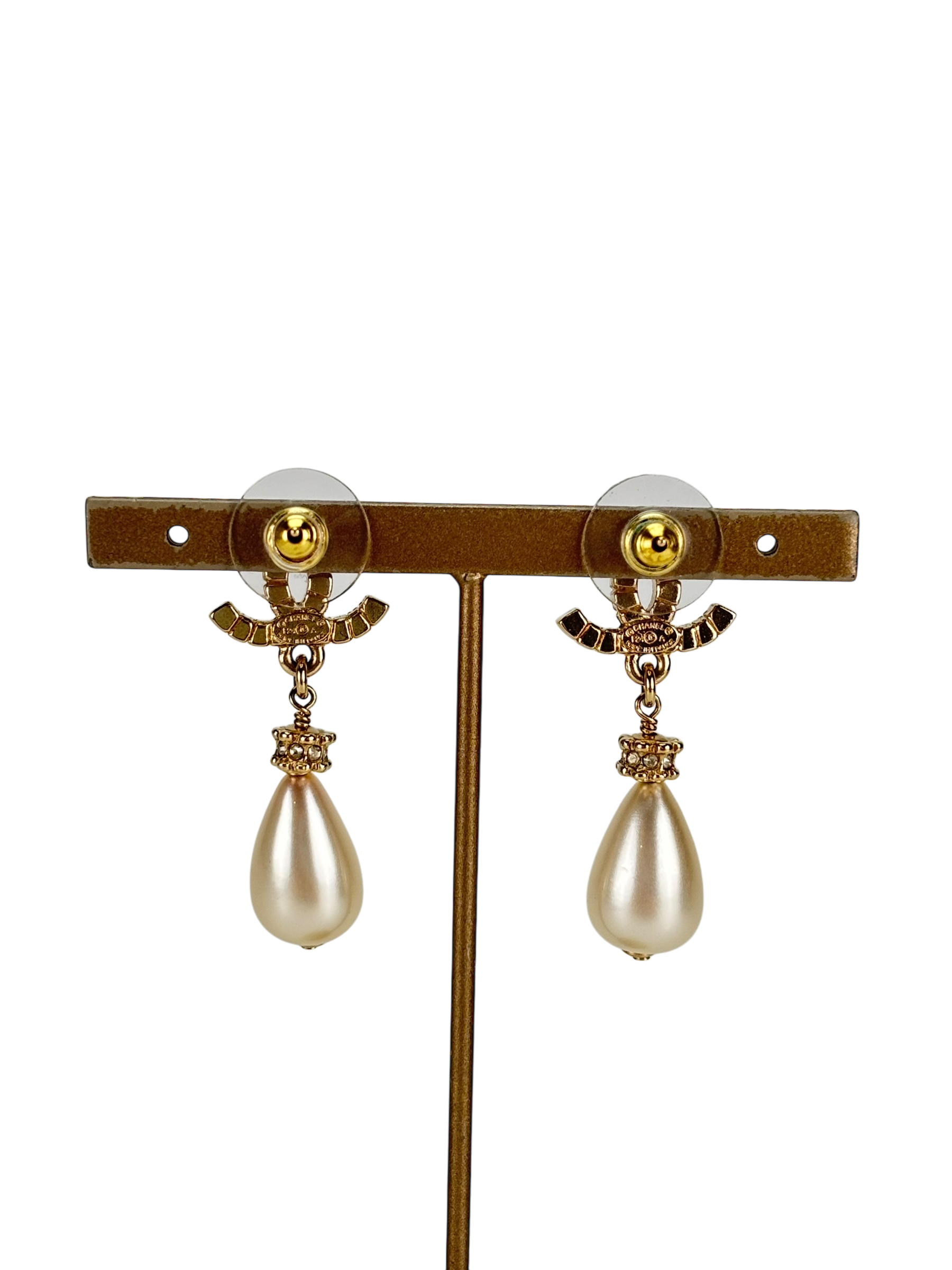 CHANEL - 24A Gold Coco Mark Pearl Earrings 