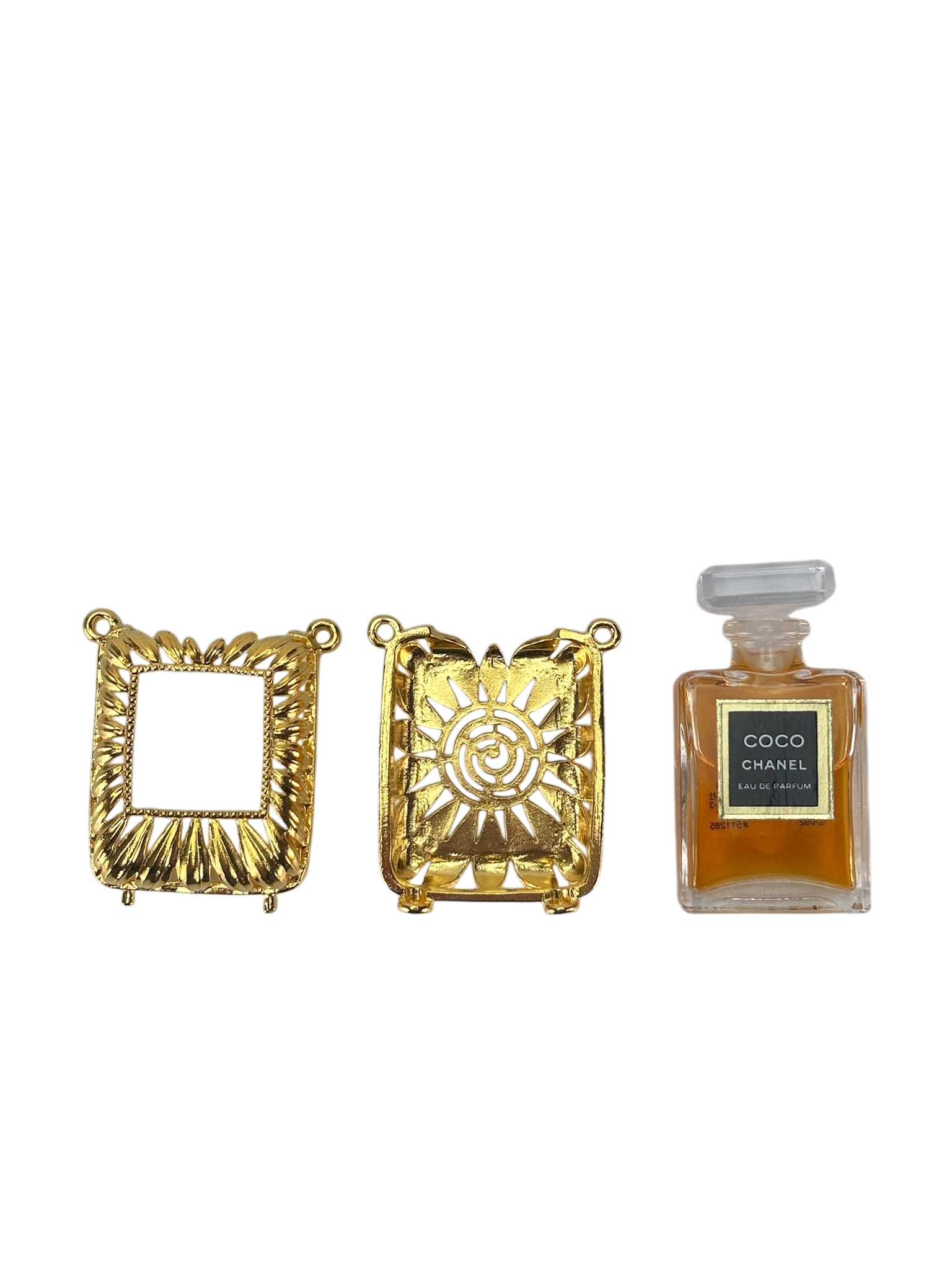 CHANEL - Coco chanel Perfume Case Necklace