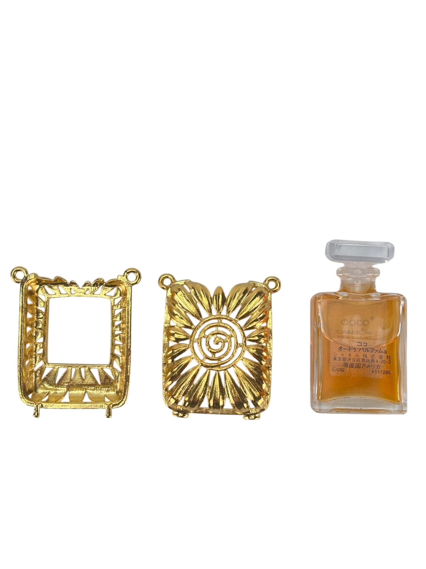 CHANEL - Coco chanel Perfume Case Necklace