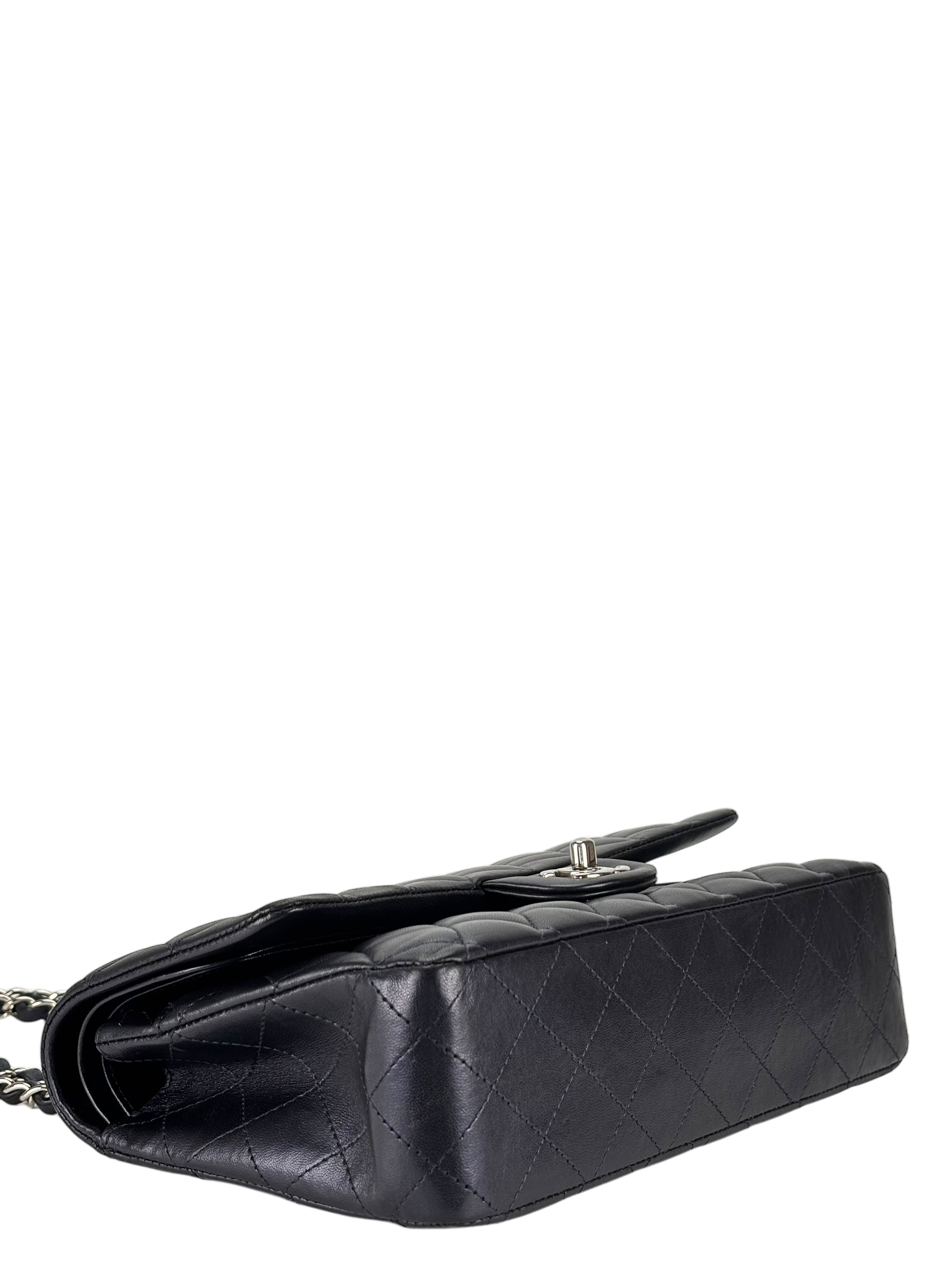 CHANEL - Medium Classic Double Flap Bag Navy Lambskin Sliver Hardware (CF25)