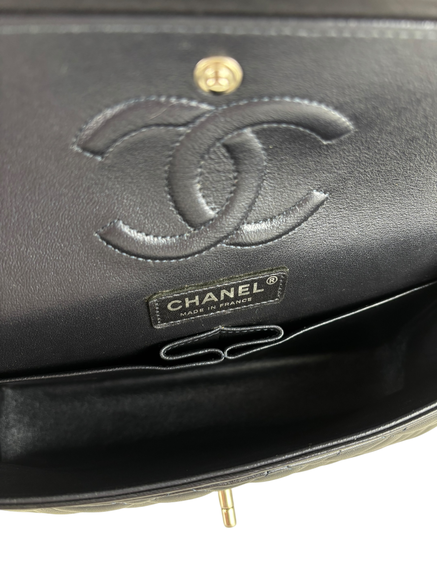 CHANEL - Medium Classic Double Flap Bag Navy Lambskin Sliver Hardware (CF25)