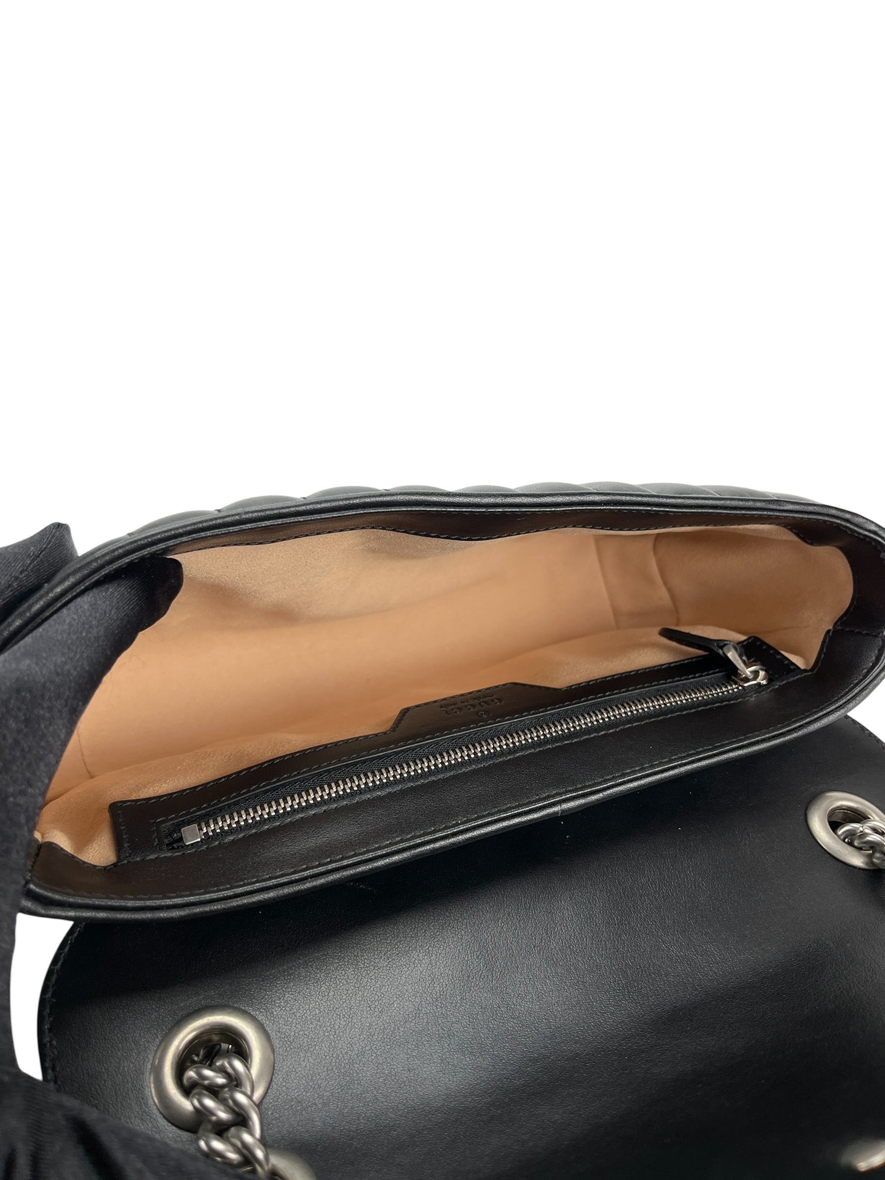 GUCCI - Black GG Marmont Medium Shoulder Bag Sliver Hardware