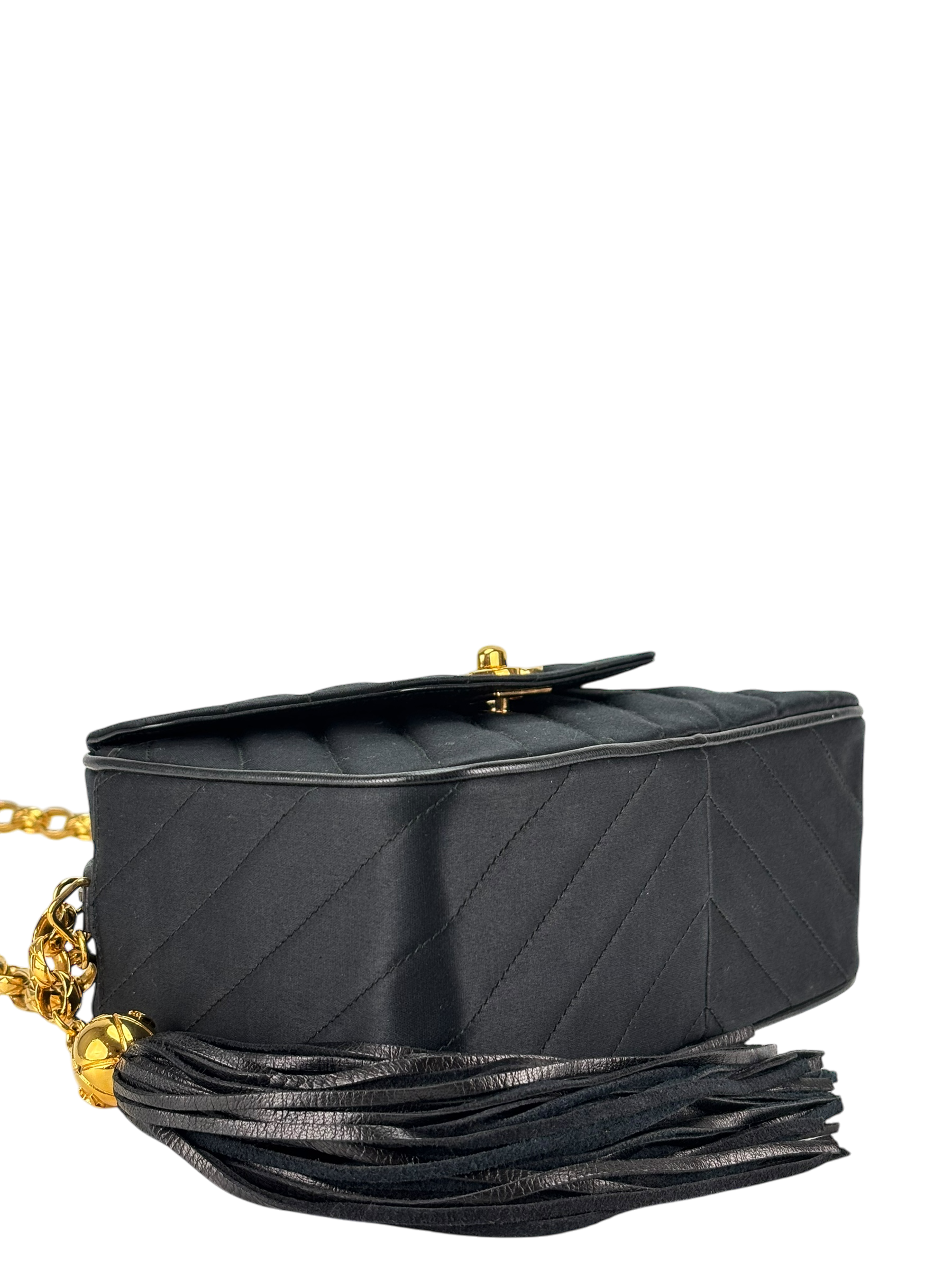 CHANEL - Satin V-stitch Lambskin Chain Shoulder Bag Gold hardware