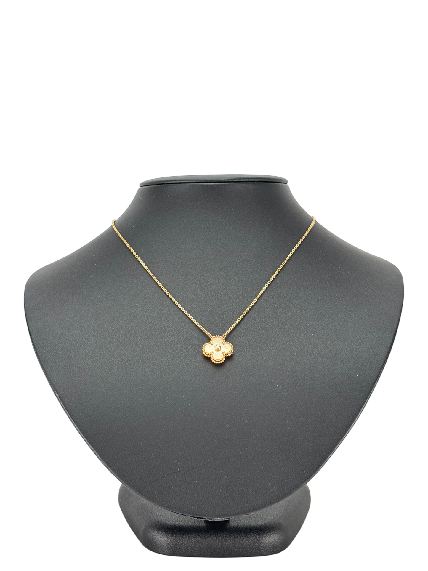 Van Cleef & Arpels - VCA Alhambra Necklace Yellow Gold 750YG Gold Mother of Pearl