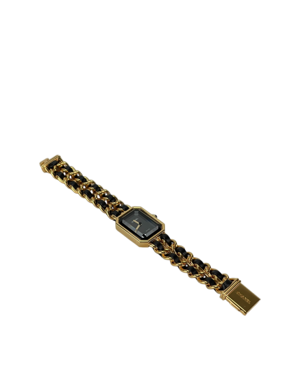 CHANEL - Black