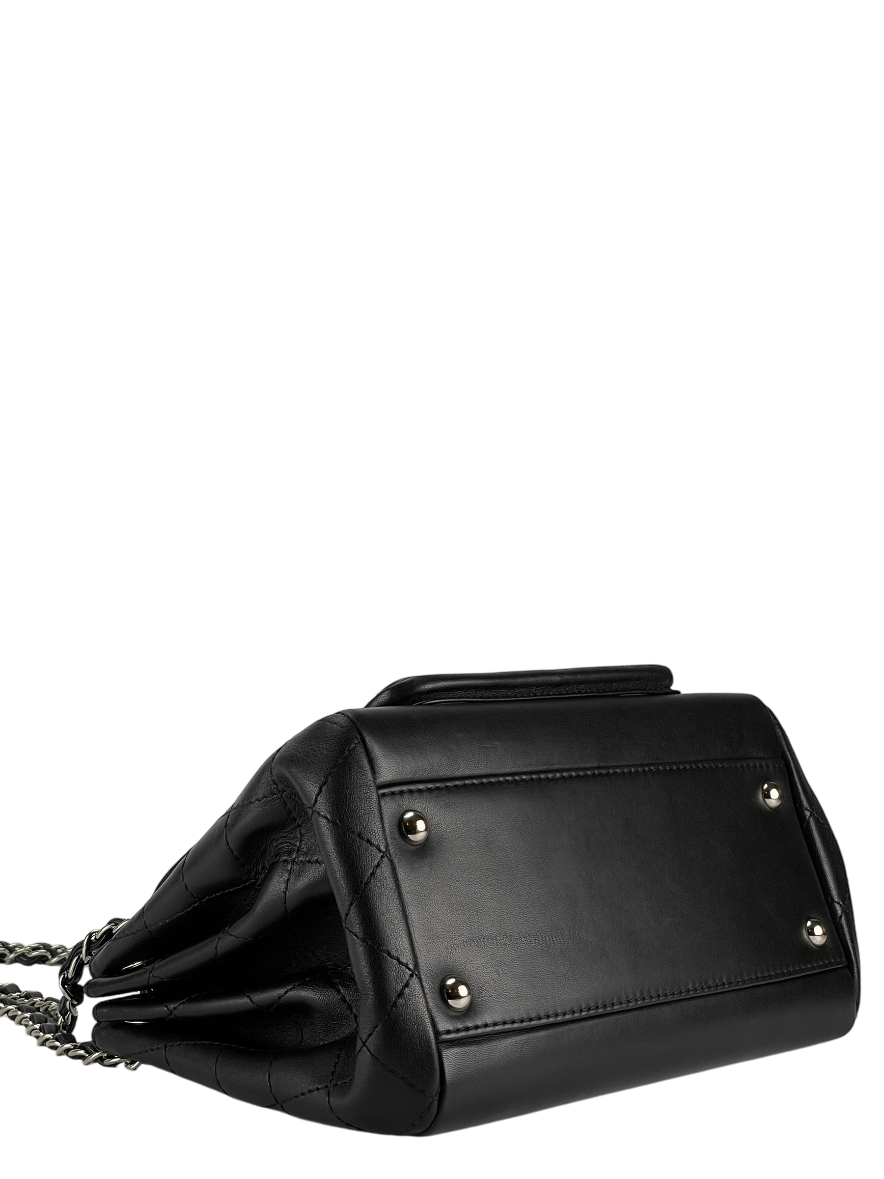 CHANEL - Matelasse Lambskin Chain Shoulder Bag Black Silver Hardware
