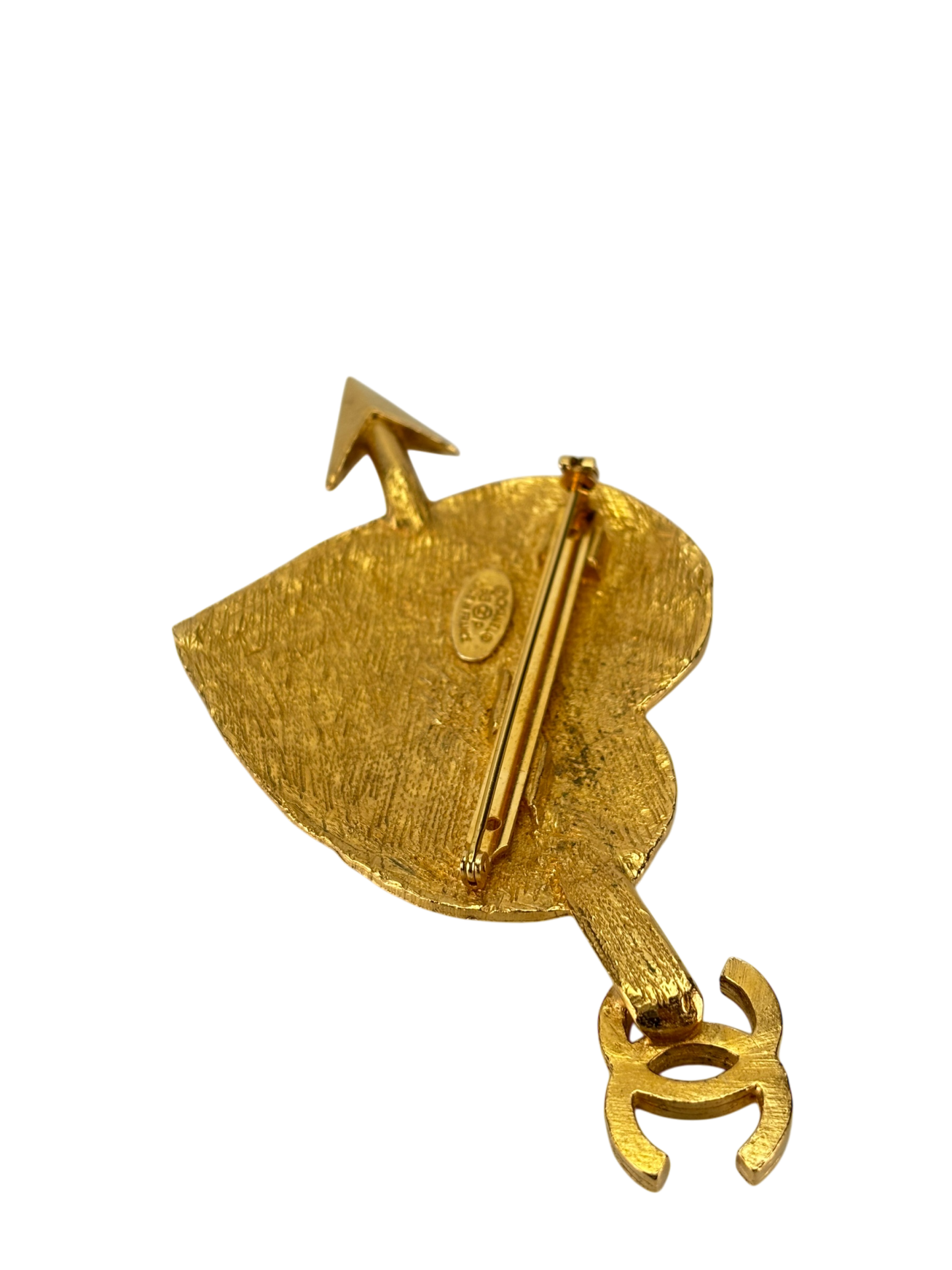 CHANEL - Gold Metal CC Arrow Heart Motif Brooch
