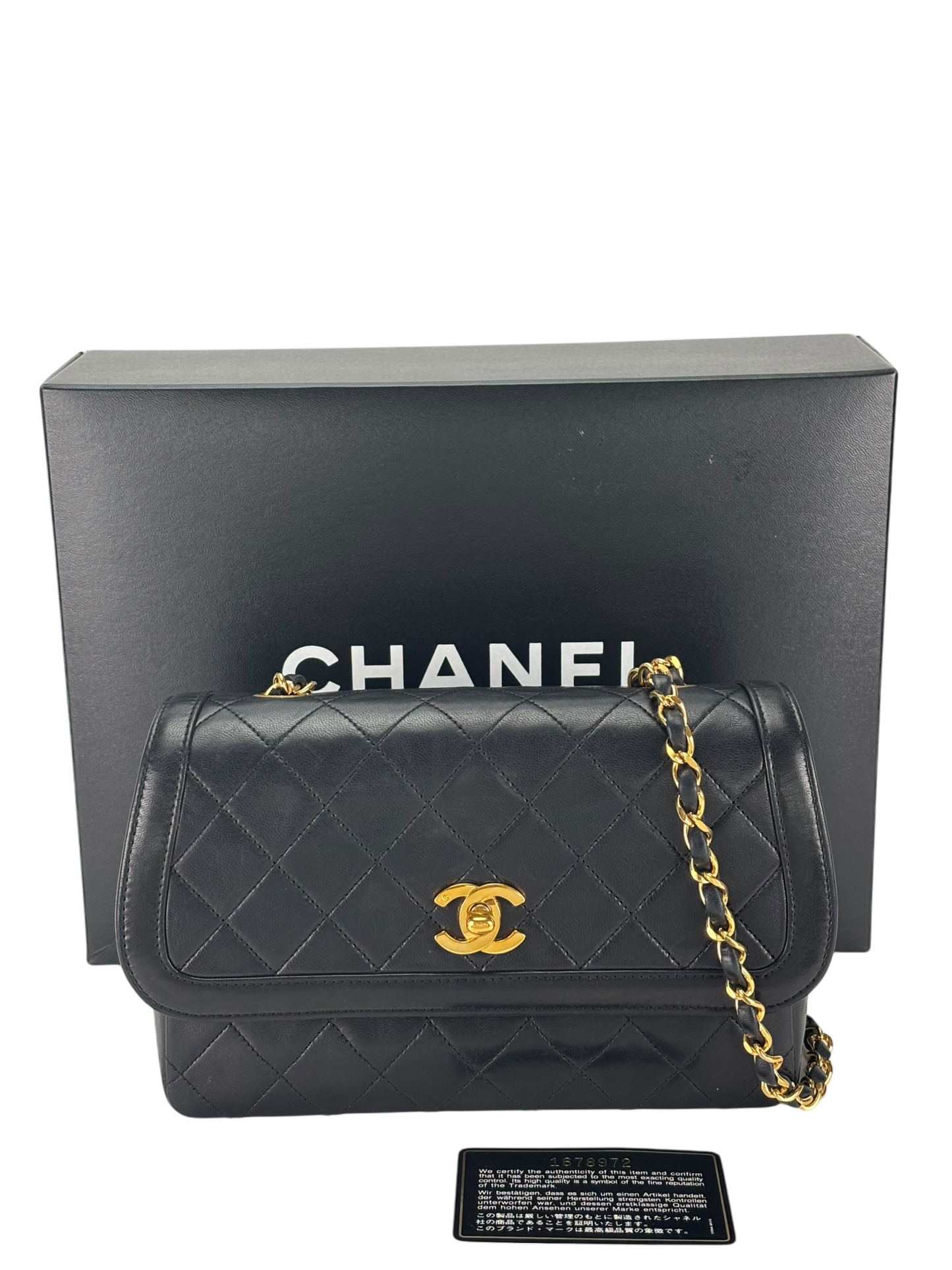 CHANEL - Black Lambskin Matelasse Single Flap Single Chain Bag