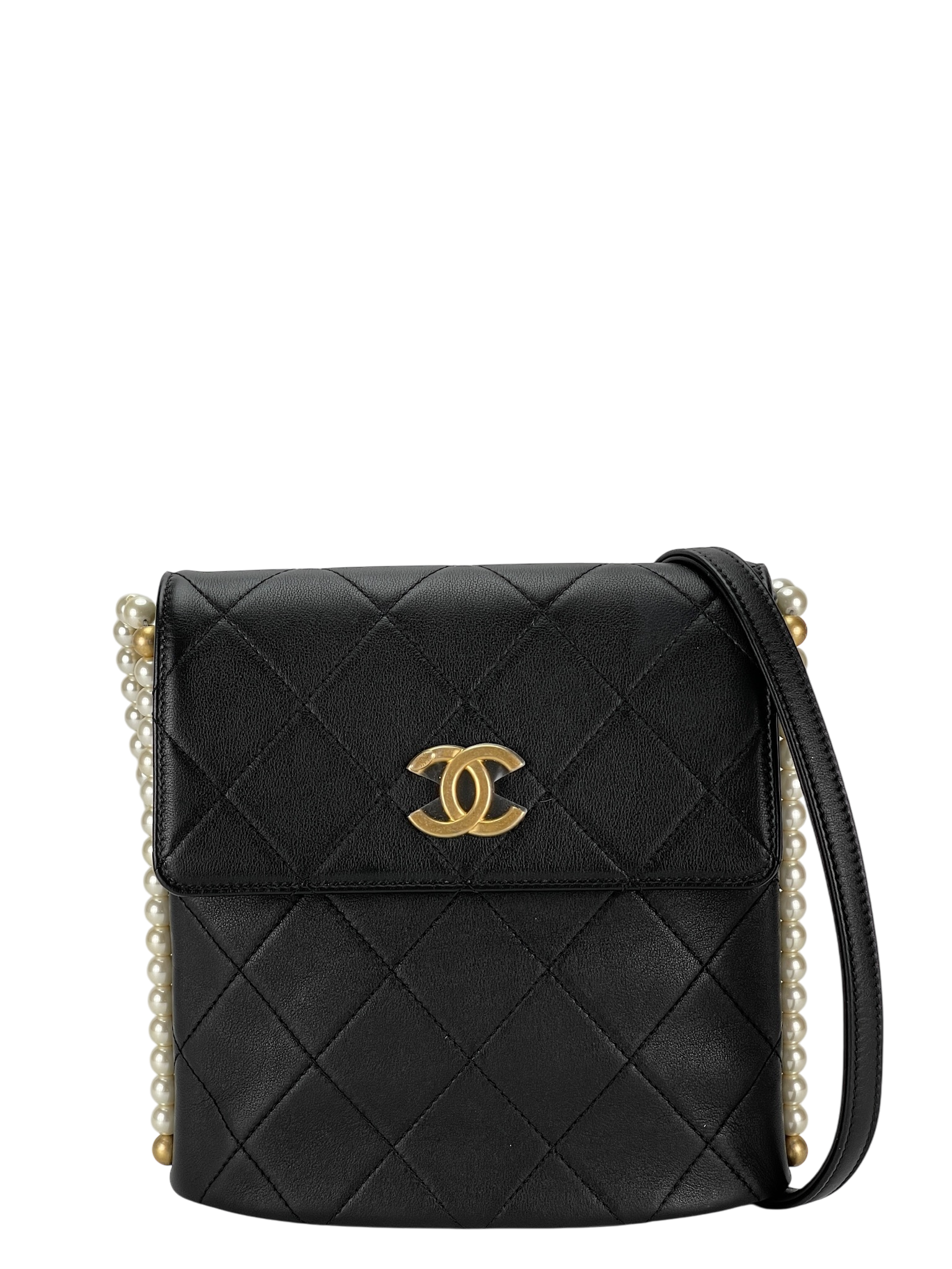 CHANEL - Matelasse Pearl Chain Shoulder Bag