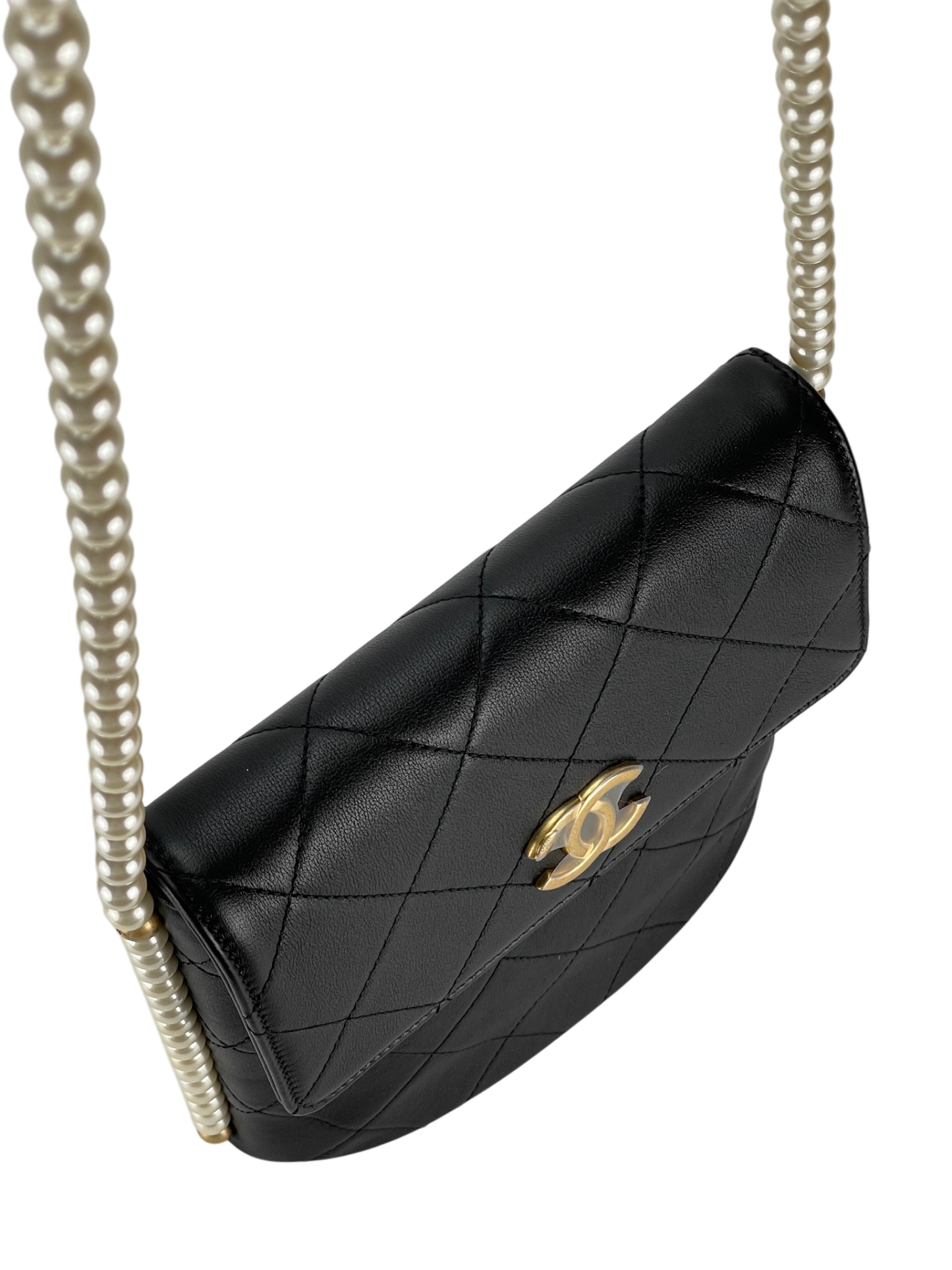CHANEL - Matelasse Pearl Chain Shoulder Bag