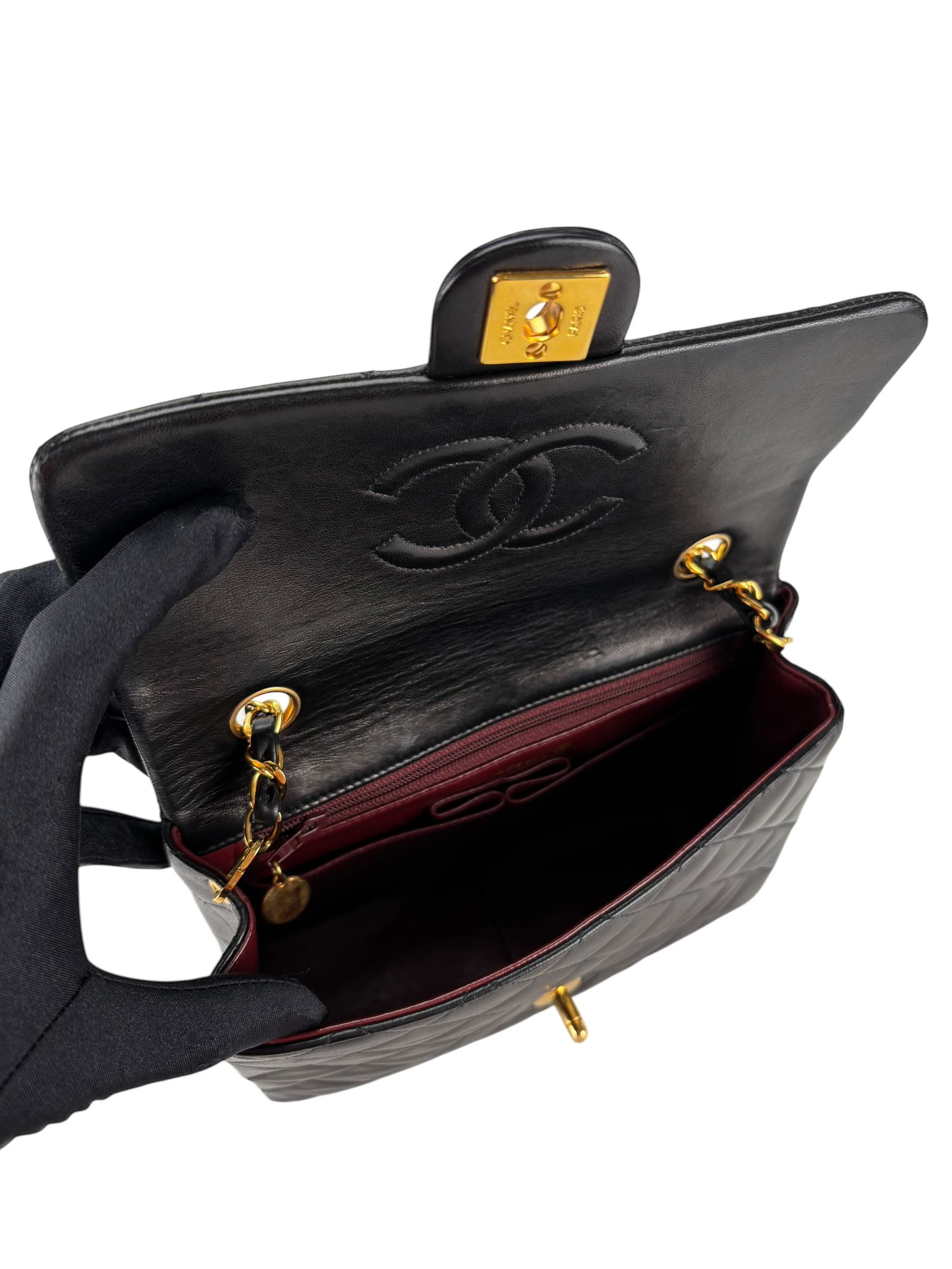 CHANEL - Mini Matlasse 20 Lambskin Single Flap Single Chain Bag Black Gold Hardware