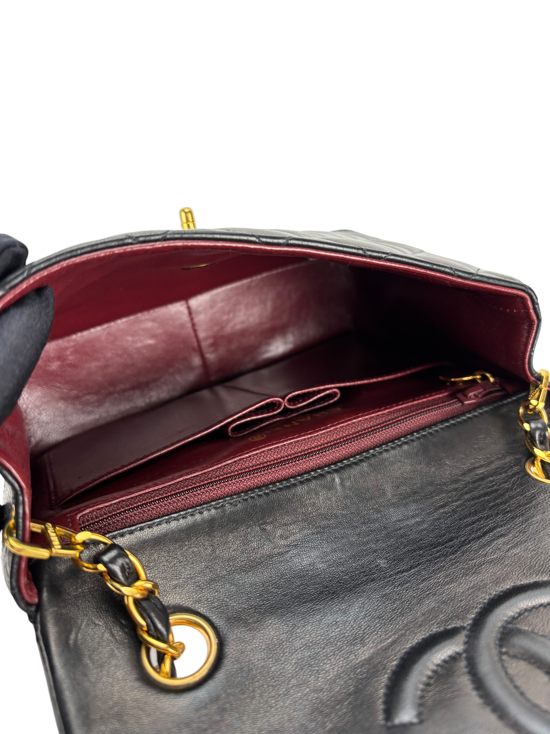 CHANEL - Mini Matlasse 20 Lambskin Single Flap Single Chain Bag Black Gold Hardware