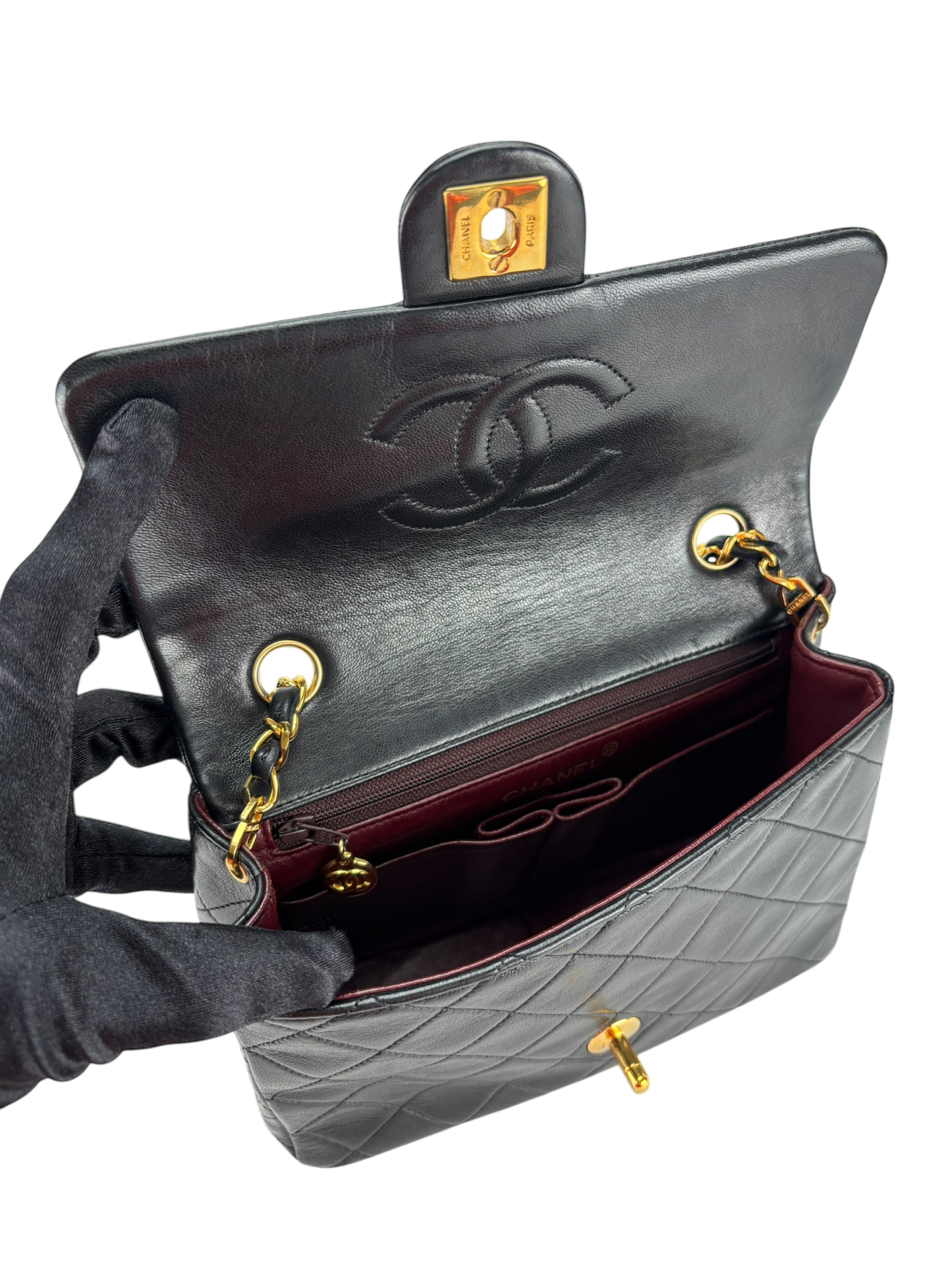 CHANEL - Mini Matlasse 20 Lambskin Single Flap Single Chain Bag Navy Gold Hardware