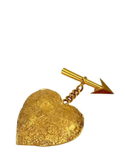 CHANEL - Gold Metal CC Arrow Heart Motif Brooch