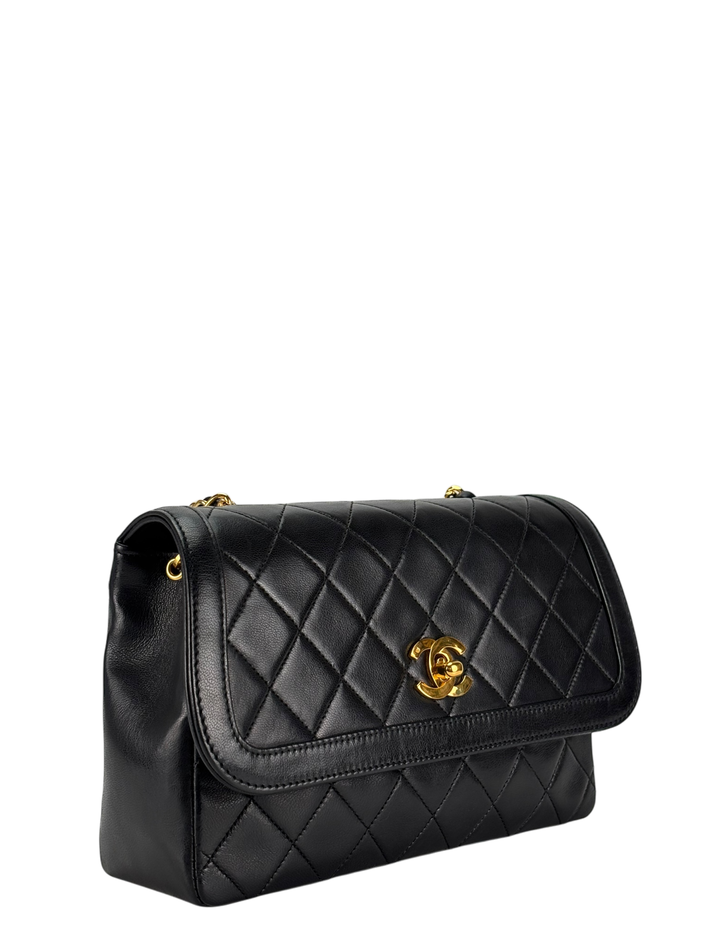 CHANEL - Black Lambskin Matelasse Single Flap Single Chain Bag