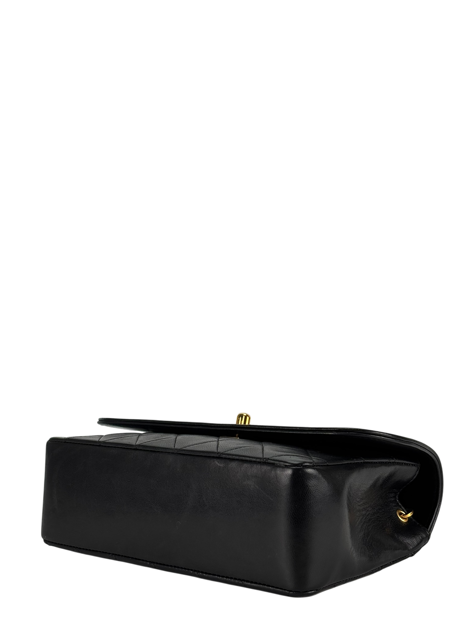 CHANEL - Black Lambskin Matelasse Single Flap Single Chain Bag