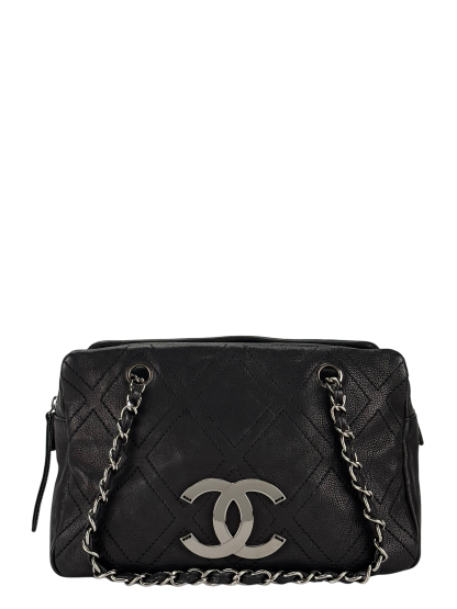 CHANEL - Calfskin Small Diamond Stitch Tote Black