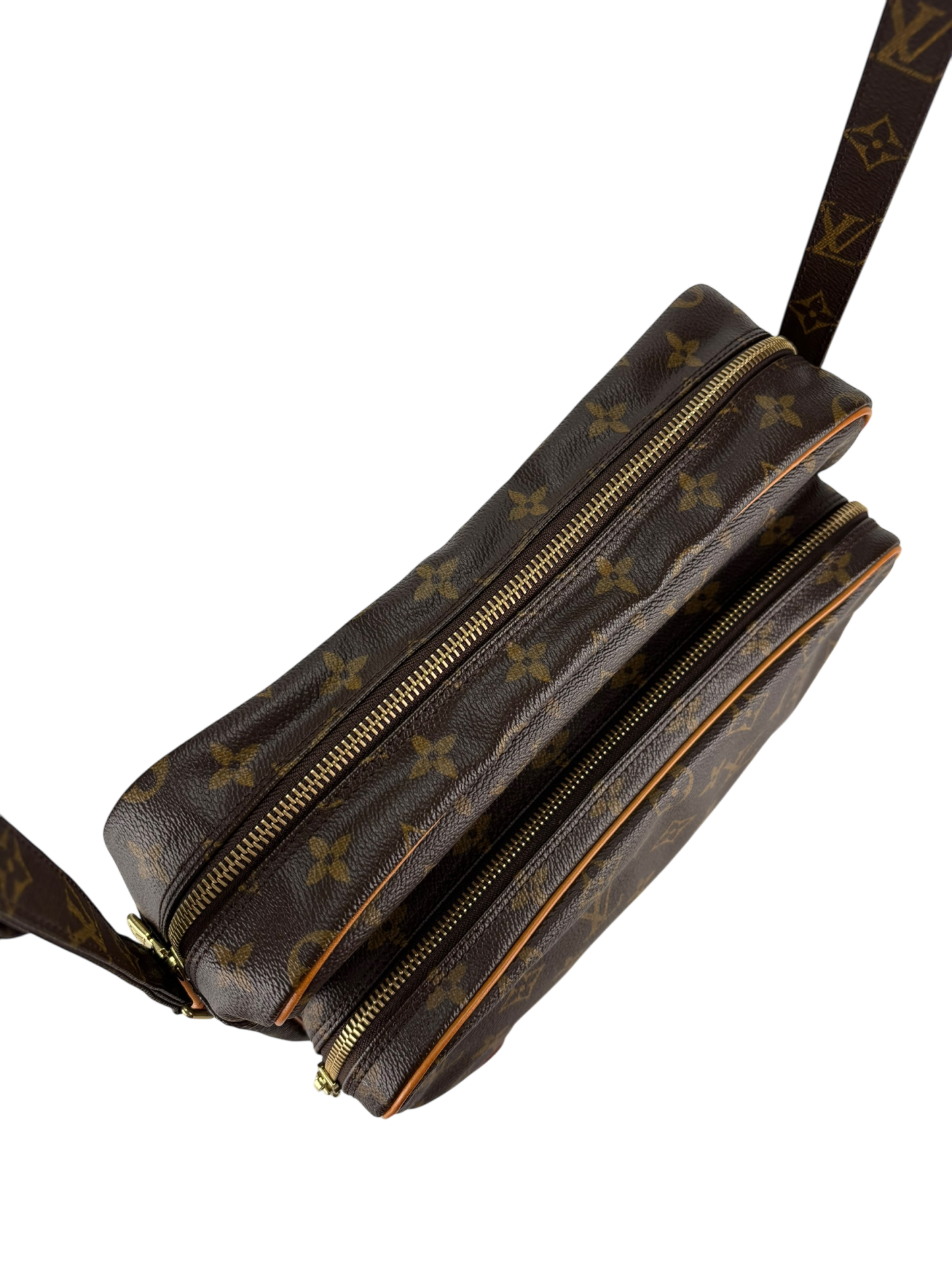 LOUIS VUITTON - Monogram Nile Shoulder Bag