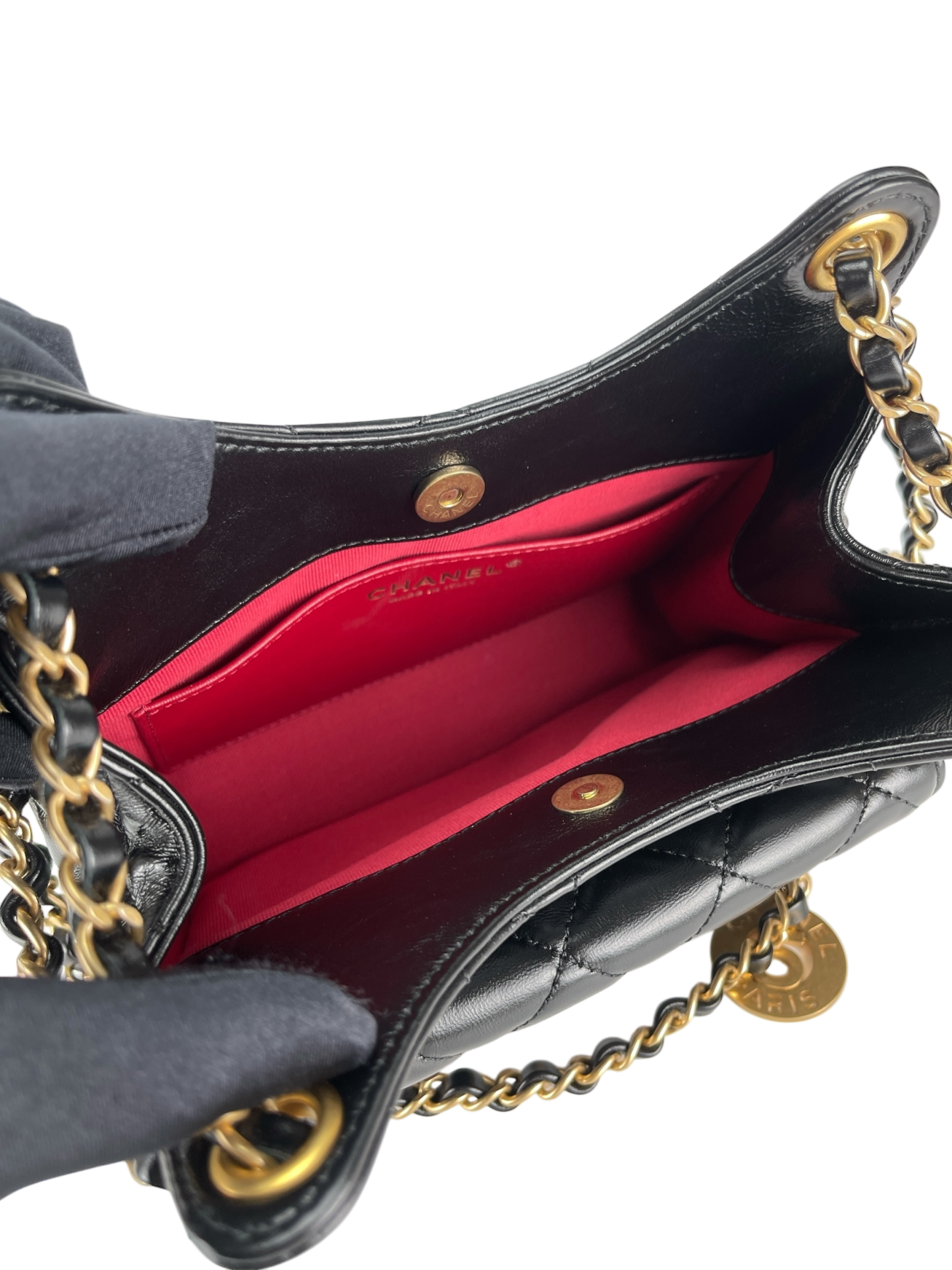 CHANEL -  25S Small Hobo Bag Black Shiny Calfskin Antique Gold Hardware