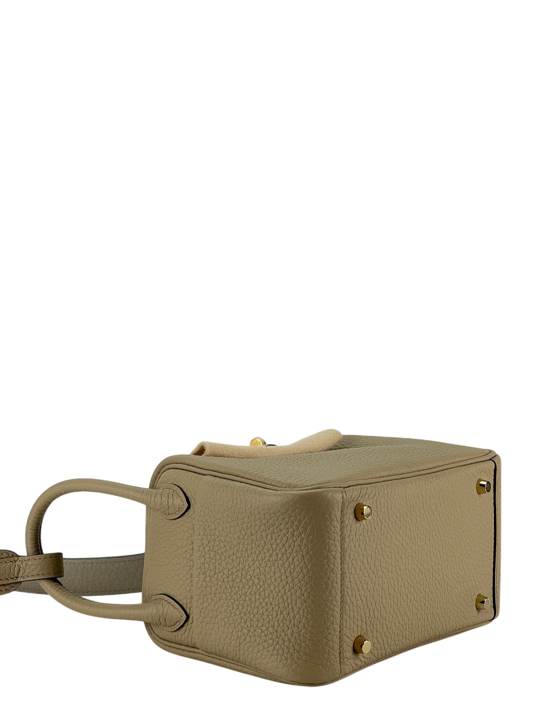 HERMES - Mini Lindy 8Q Beige Marfa Taurillon Clemence Gold Hardware 