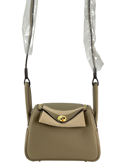 HERMES - Mini Lindy 8Q Beige Marfa Taurillon Clemence Gold Hardware 