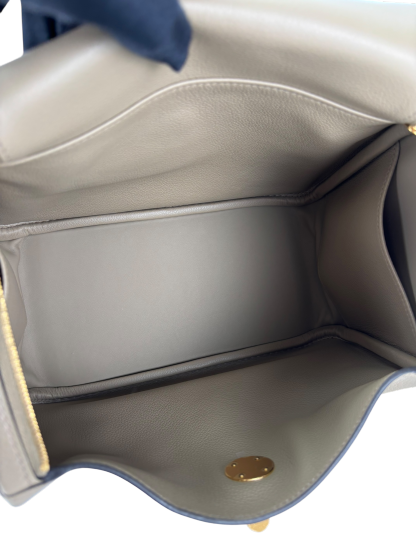 HERMES - Lindy 26 Beige Marfa Evercolor Gold Hardware