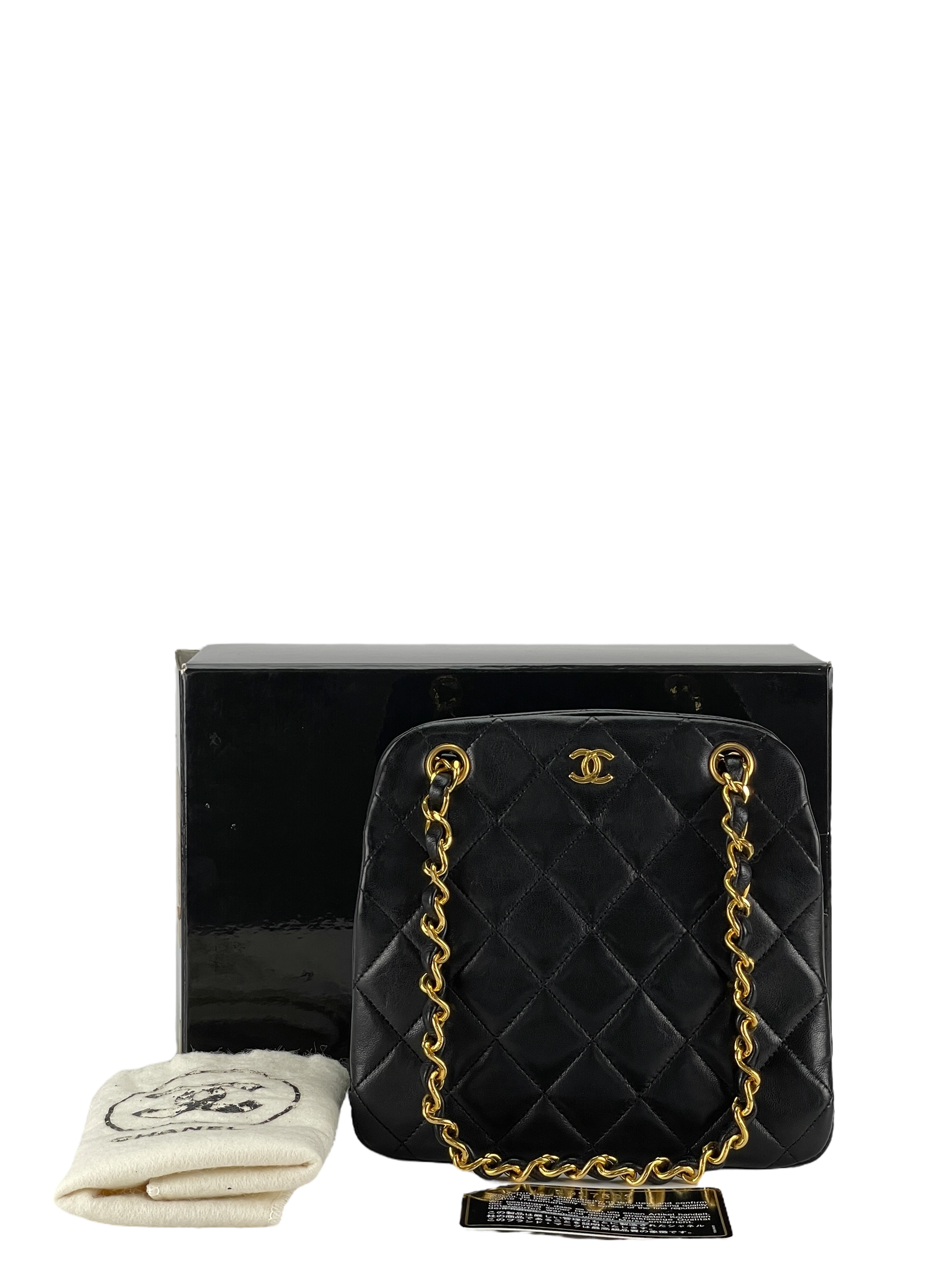 CHANEL - Matelasse Lambskin Clasp Closure Purse Chain Shoulder bag