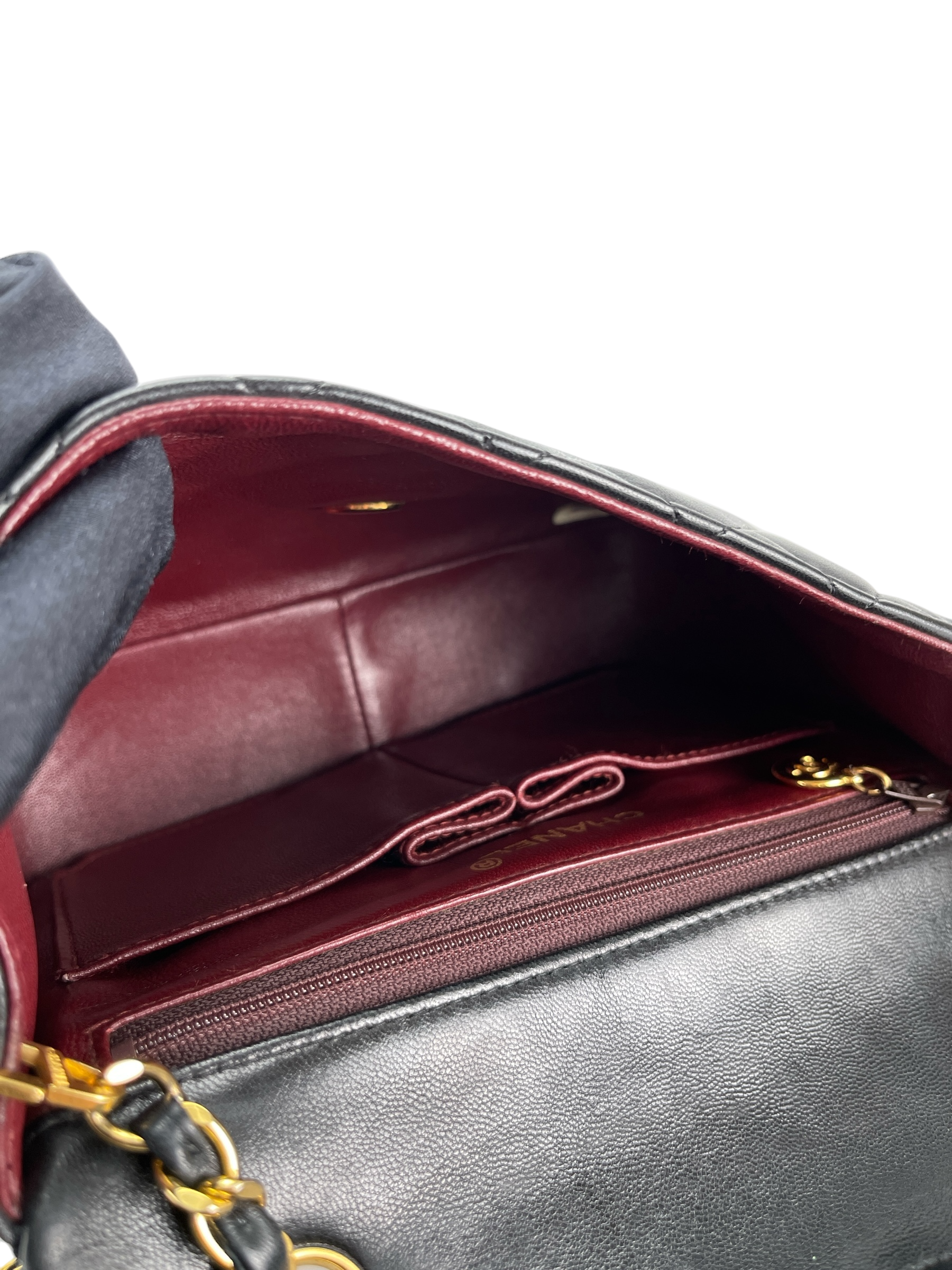 CHANEL - Mini Matlasse 20 Lambskin Single Flap Single Chain Bag Black Gold Hardware