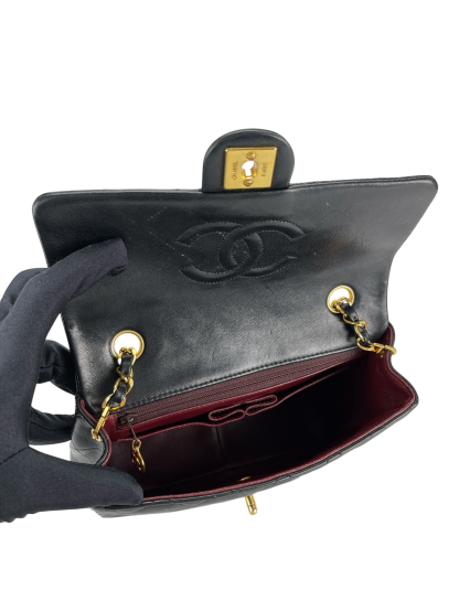 CHANEL - Mini Matlasse 20 Lambskin Single Flap Single Chain Bag Black Gold Hardware