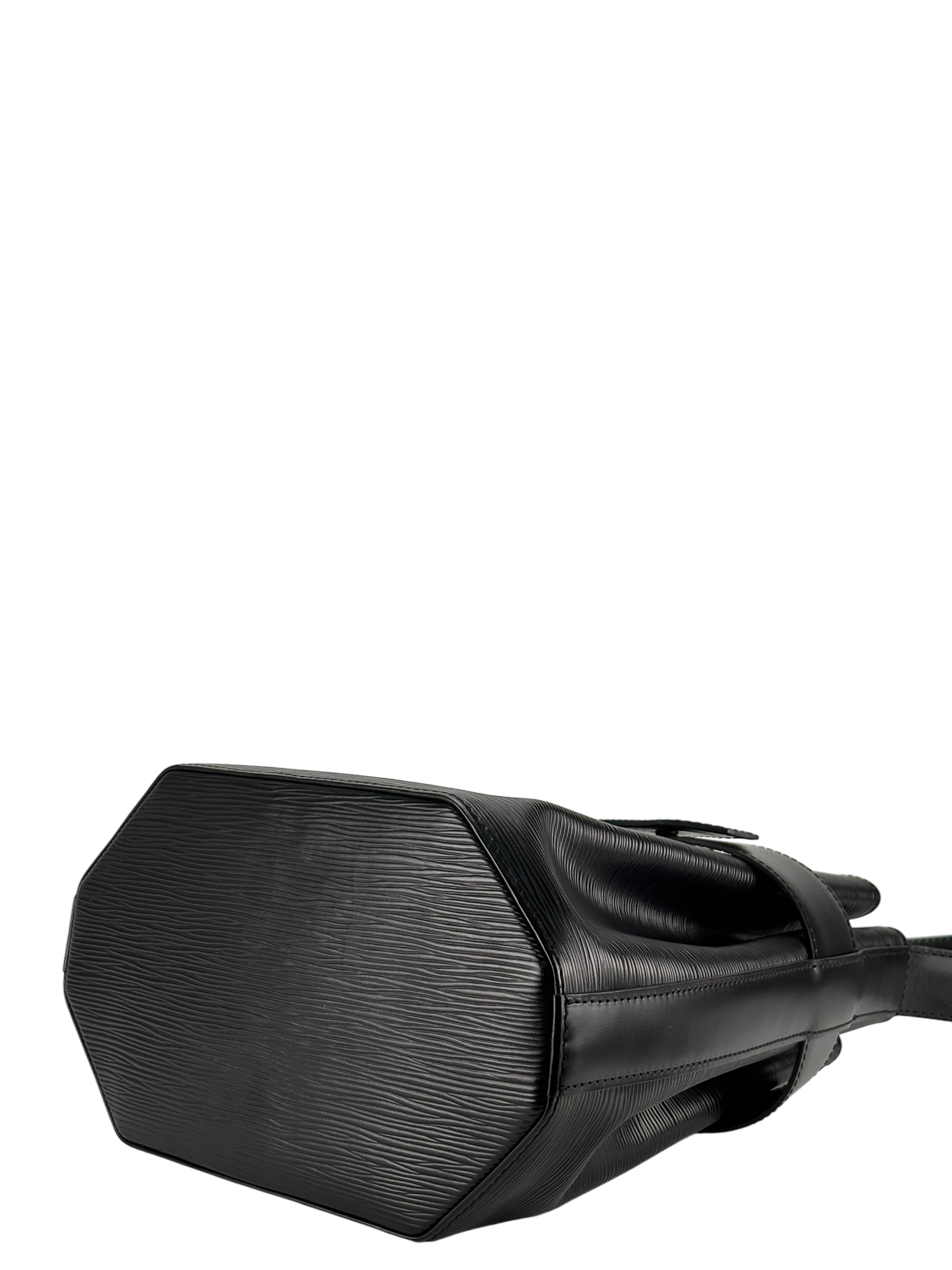 LOUIS VUITTON - Black Epi Louis Bag Bucket Bag