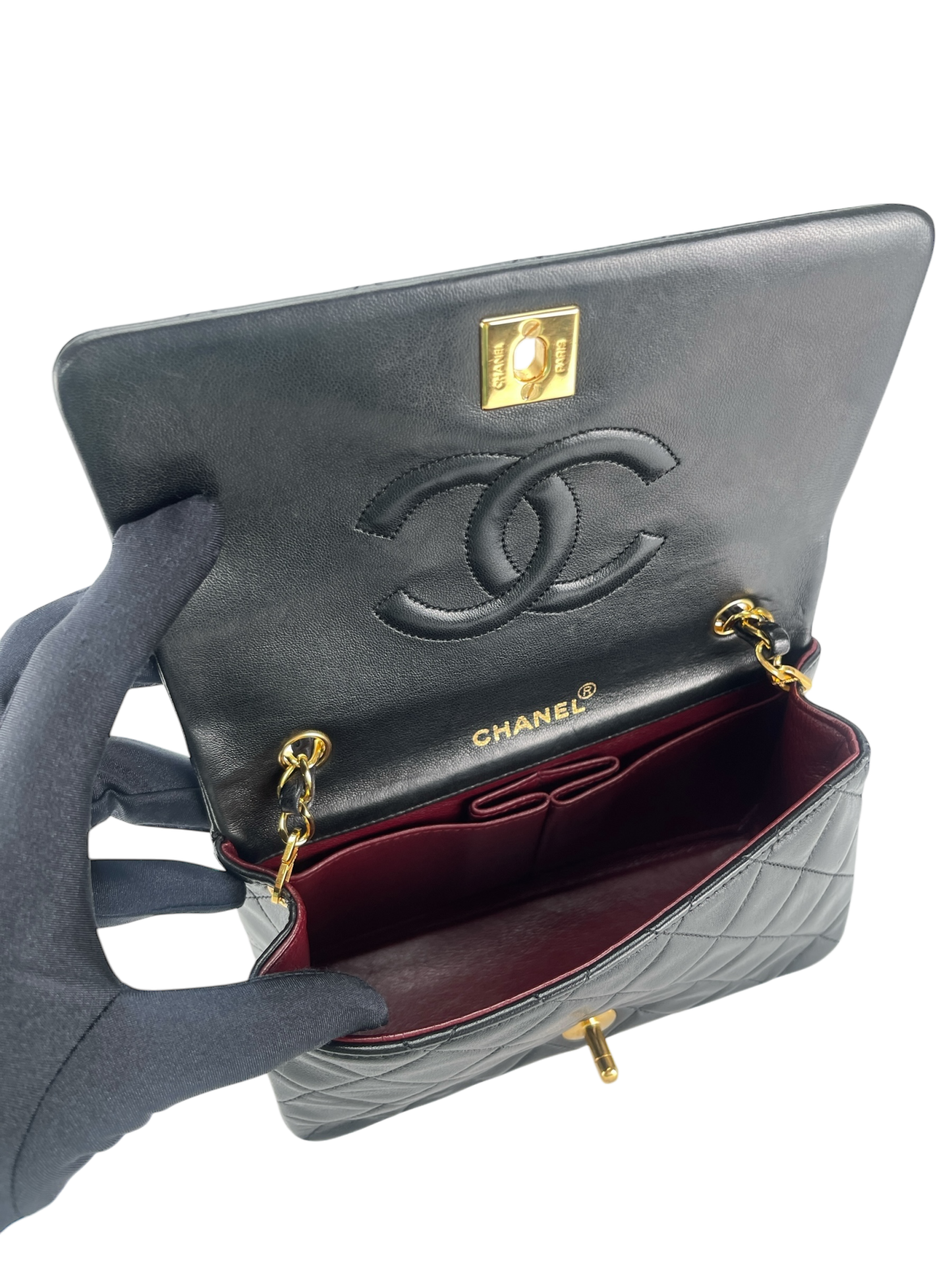  CHANEL - Mini Matelasse Lambskin Single Flap Single Chain Bag Black Gold Hardware 