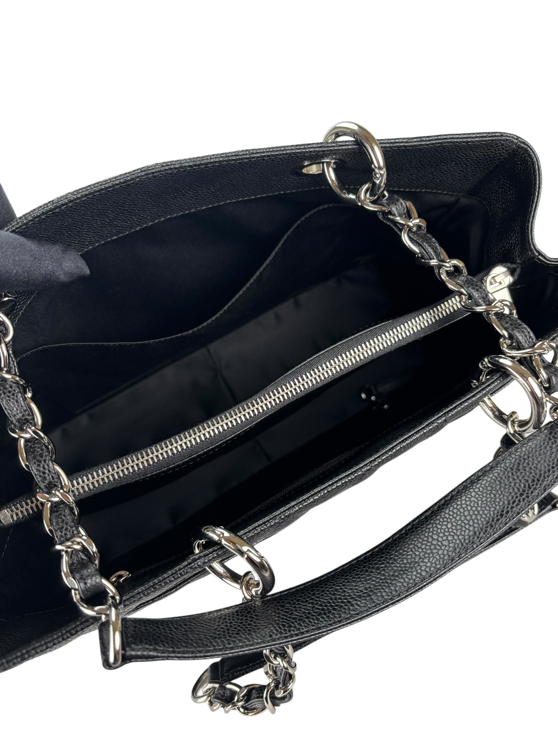 CHANEL - Black Caviar Quilted Grand Shopping Tote GST Sliver Hardware