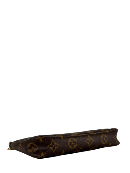 LOUIS VUITTON - Monogram Pochette Accessoires Bag