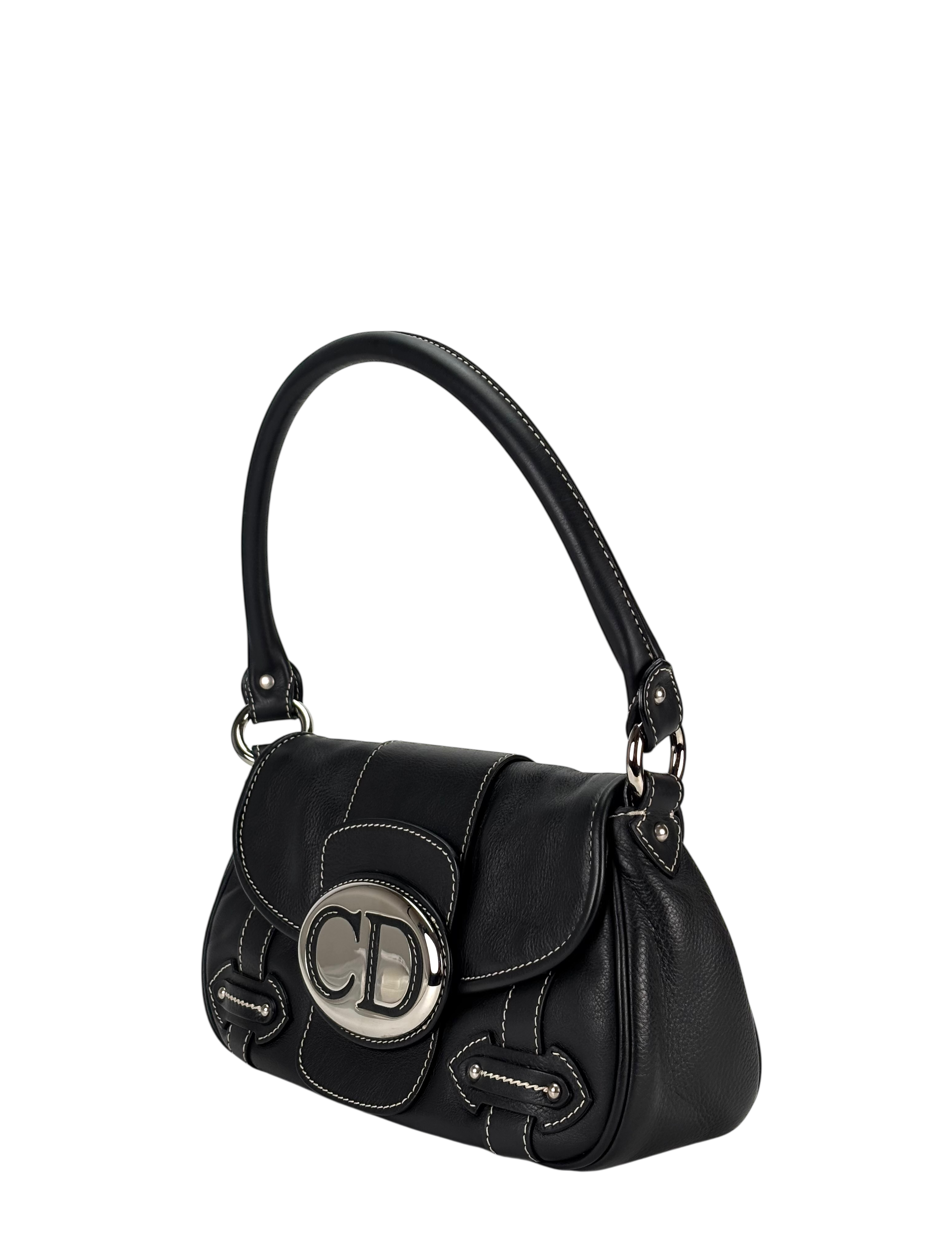 CHRISTIAN DIOR - Black Leather CD Logo Shoulder Bag