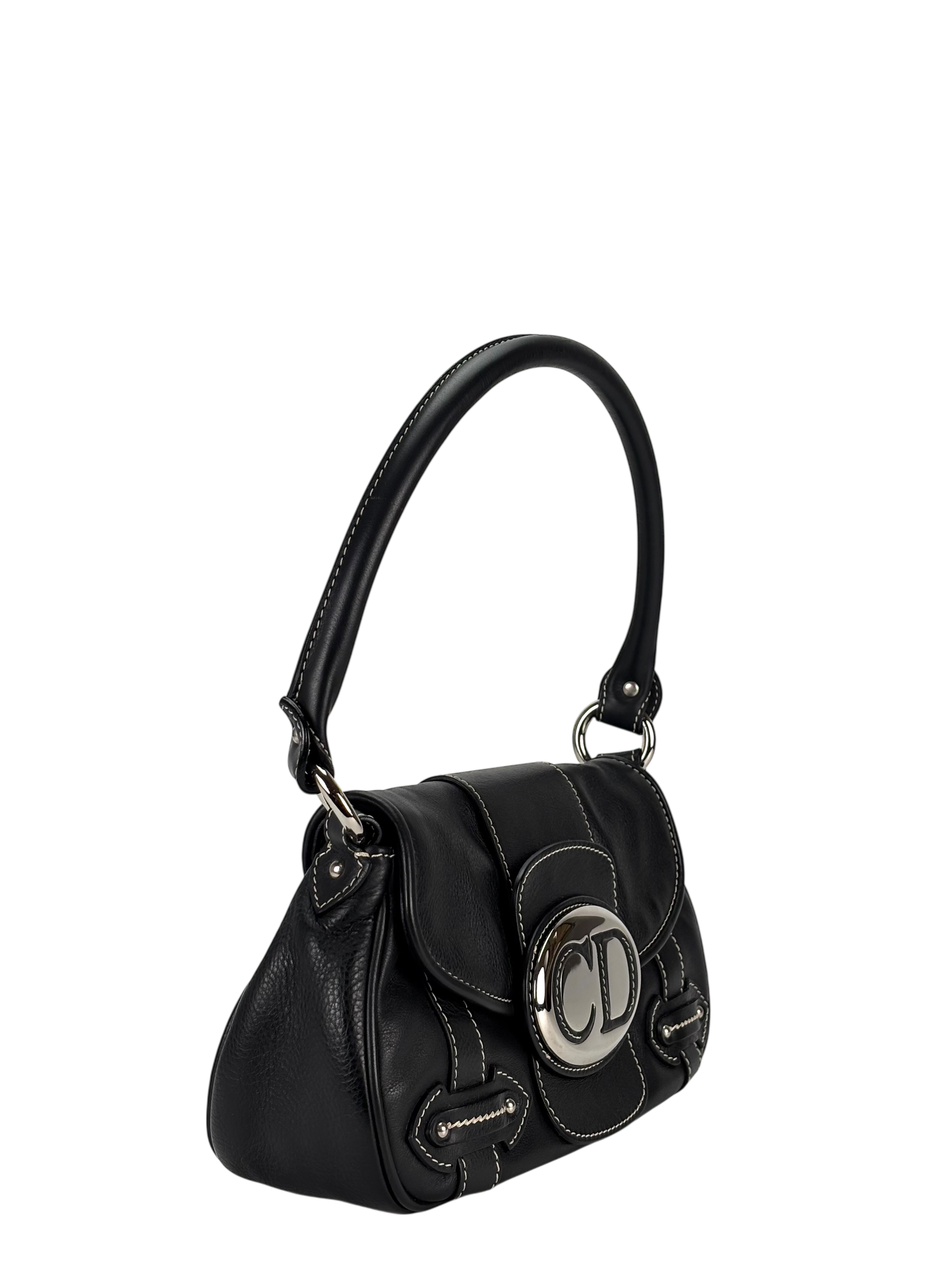 CHRISTIAN DIOR - Black Leather CD Logo Shoulder Bag