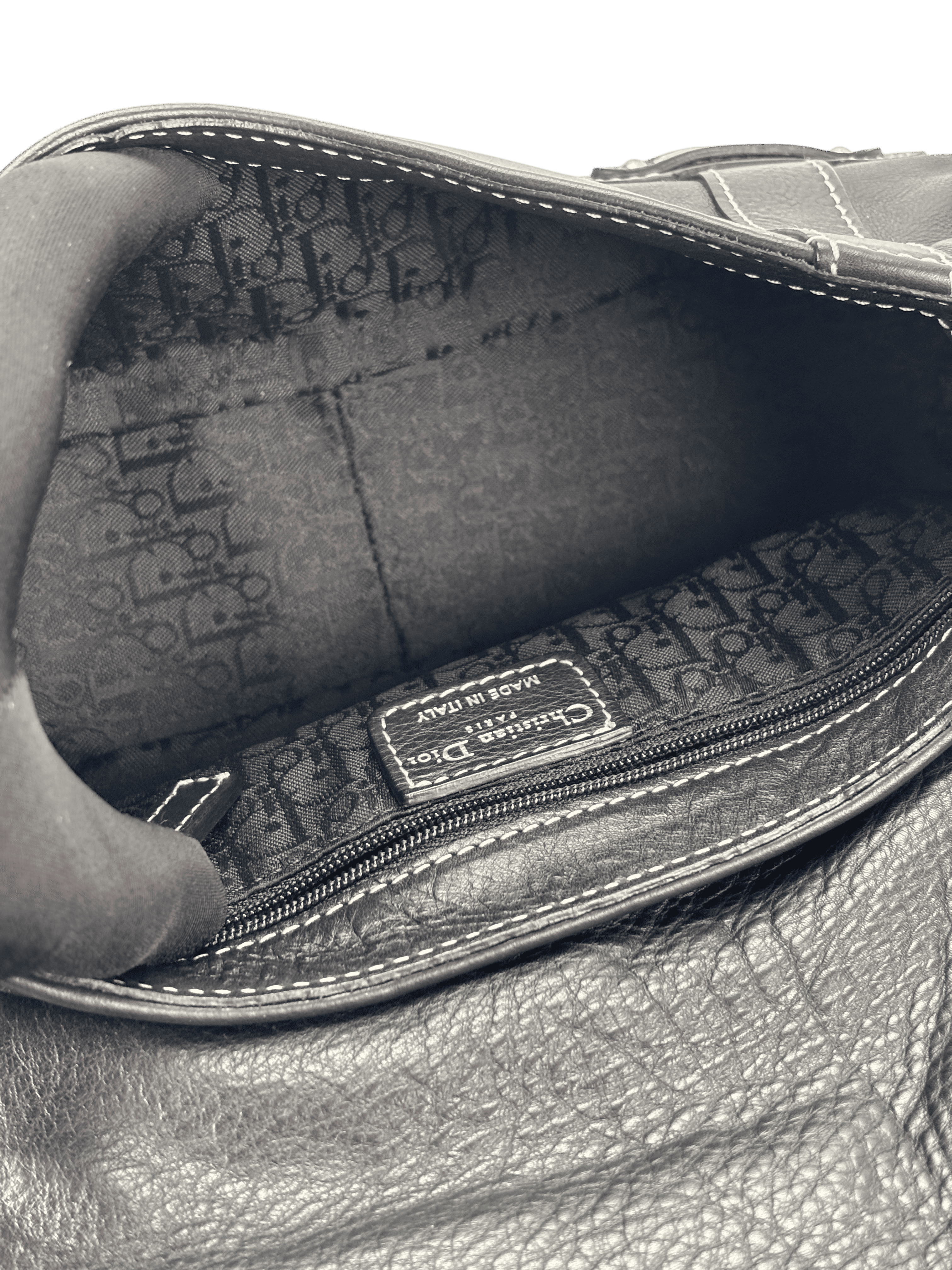 CHRISTIAN DIOR - Black Leather CD Logo Shoulder Bag