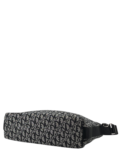 CHRISTIAN DIOR - Navy Diorissimo Pochette Shoulder Bag