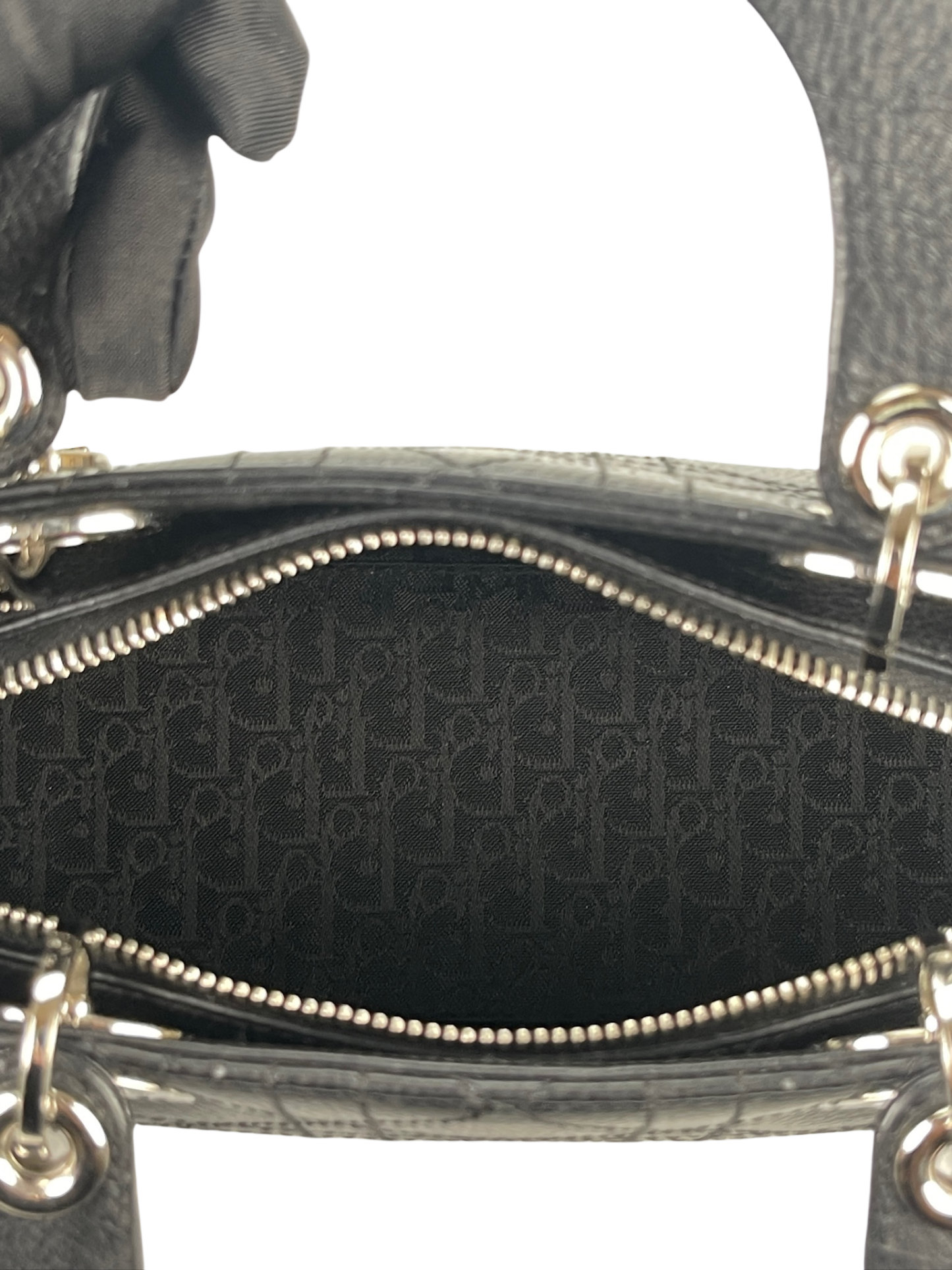 CHRISTIAN DIOR - Lady Dior East West Bag in Black