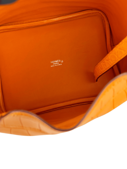 HERMES - Picotin Lock 18 PM Alligator Matte Apricot Silver Hardware