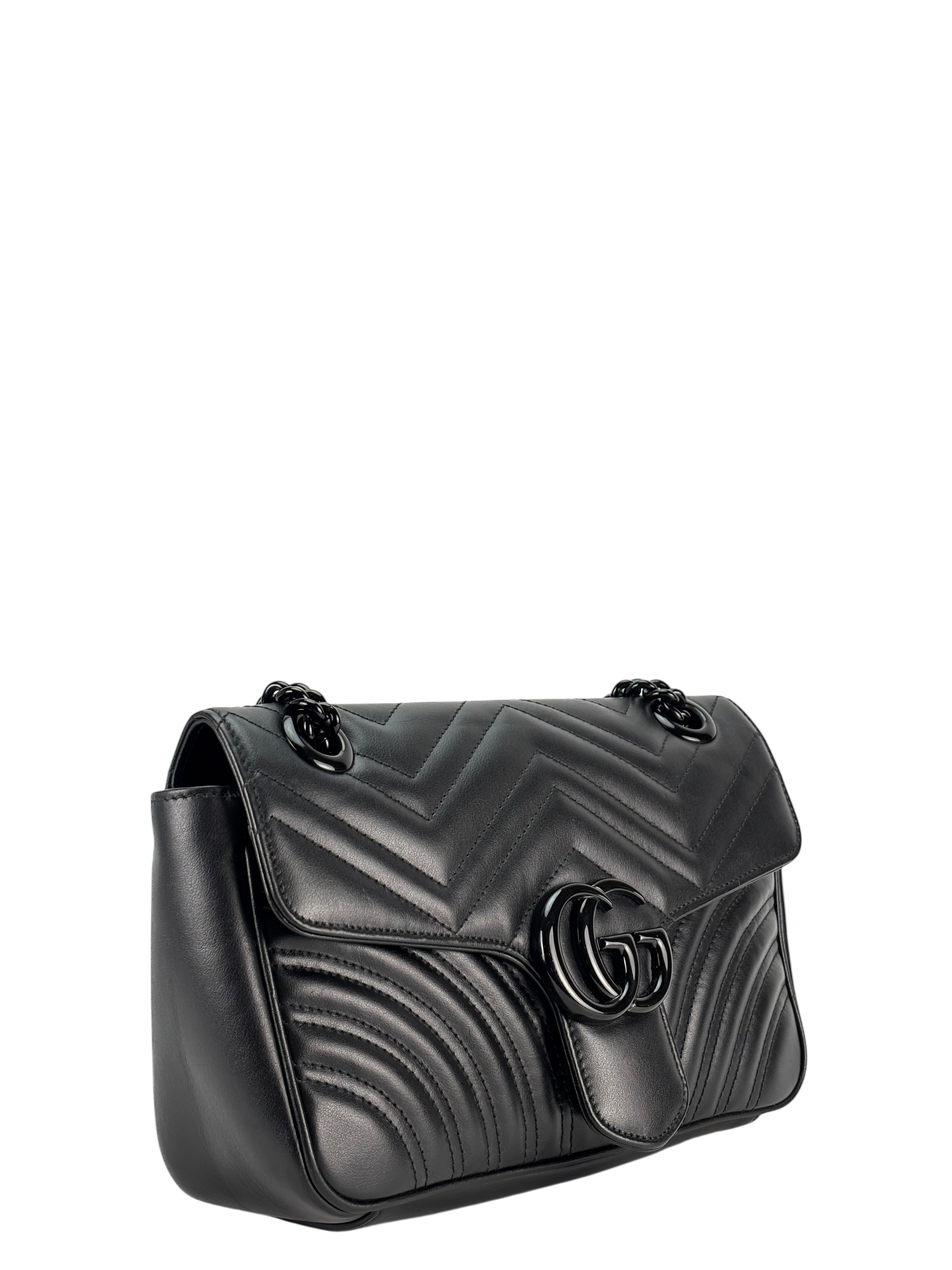 GUCCI - Black GG Marmont Medium Matelasse Shoulder Bag 