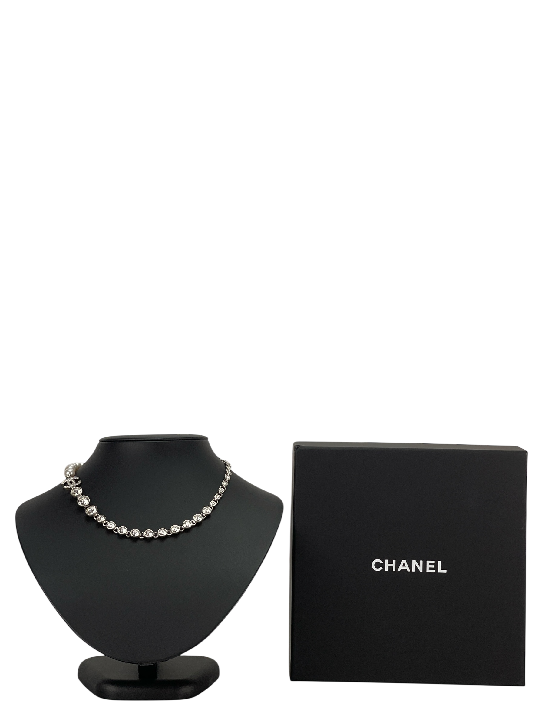 CHANEL - 23S