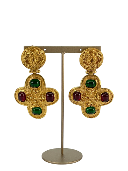 CHANEL - Gold  Gripoix Logo Clip On Vintage Earrings