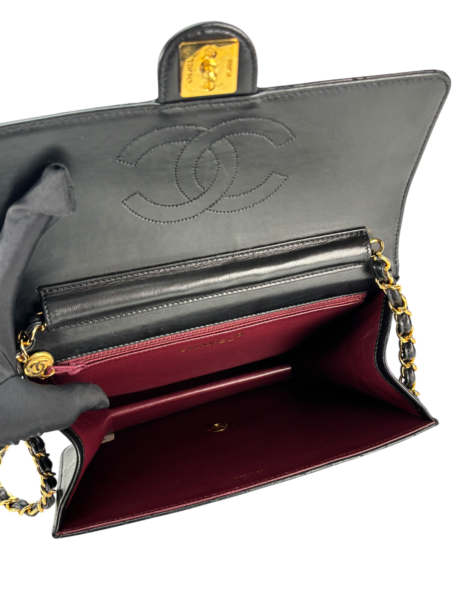 CHANEL - Black Lambskin Matelasse Pushlock Chain Shoulder Bag