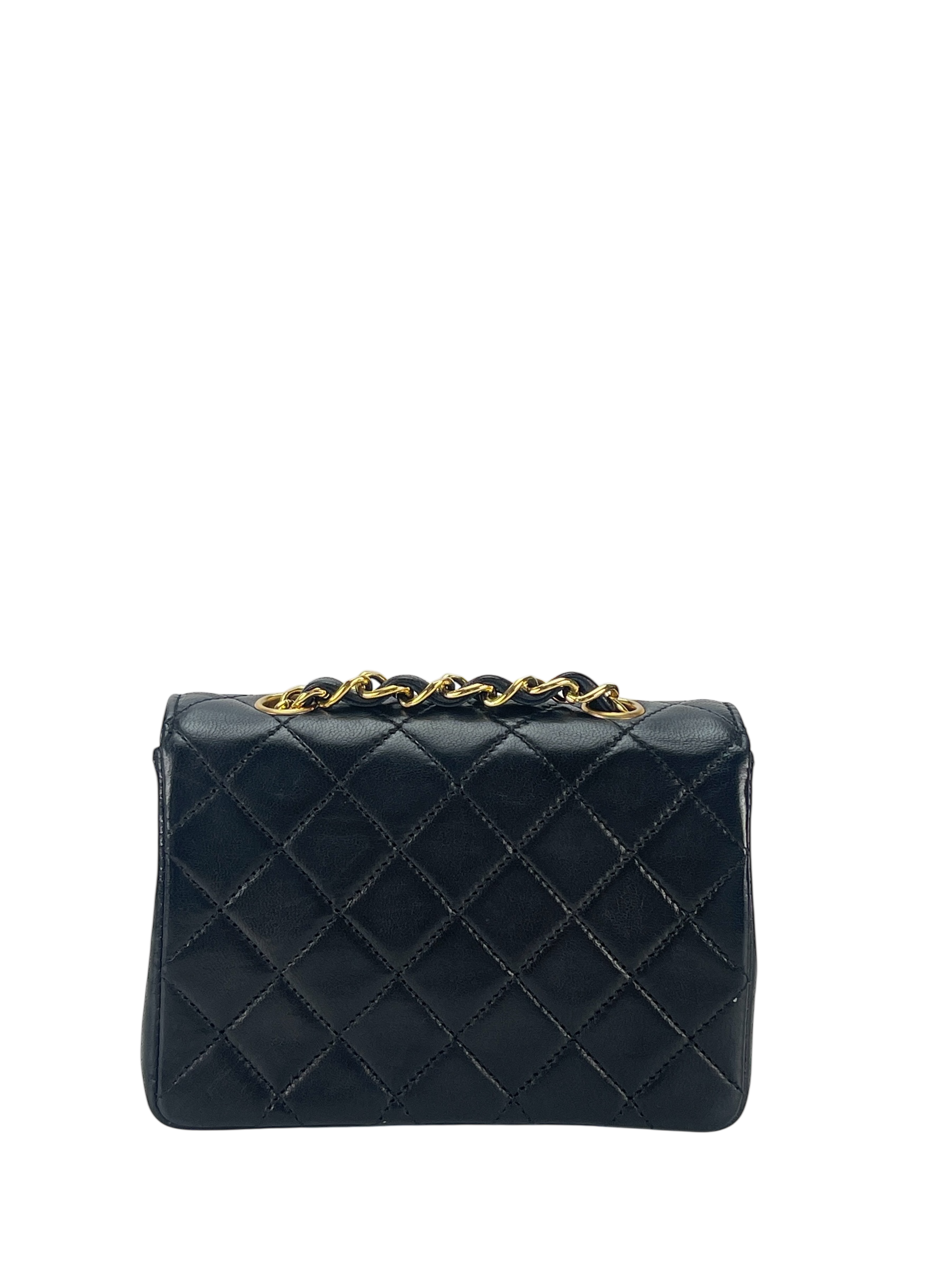  CHANEL - Mini Black CC Chain Leather Xrossbody Bag