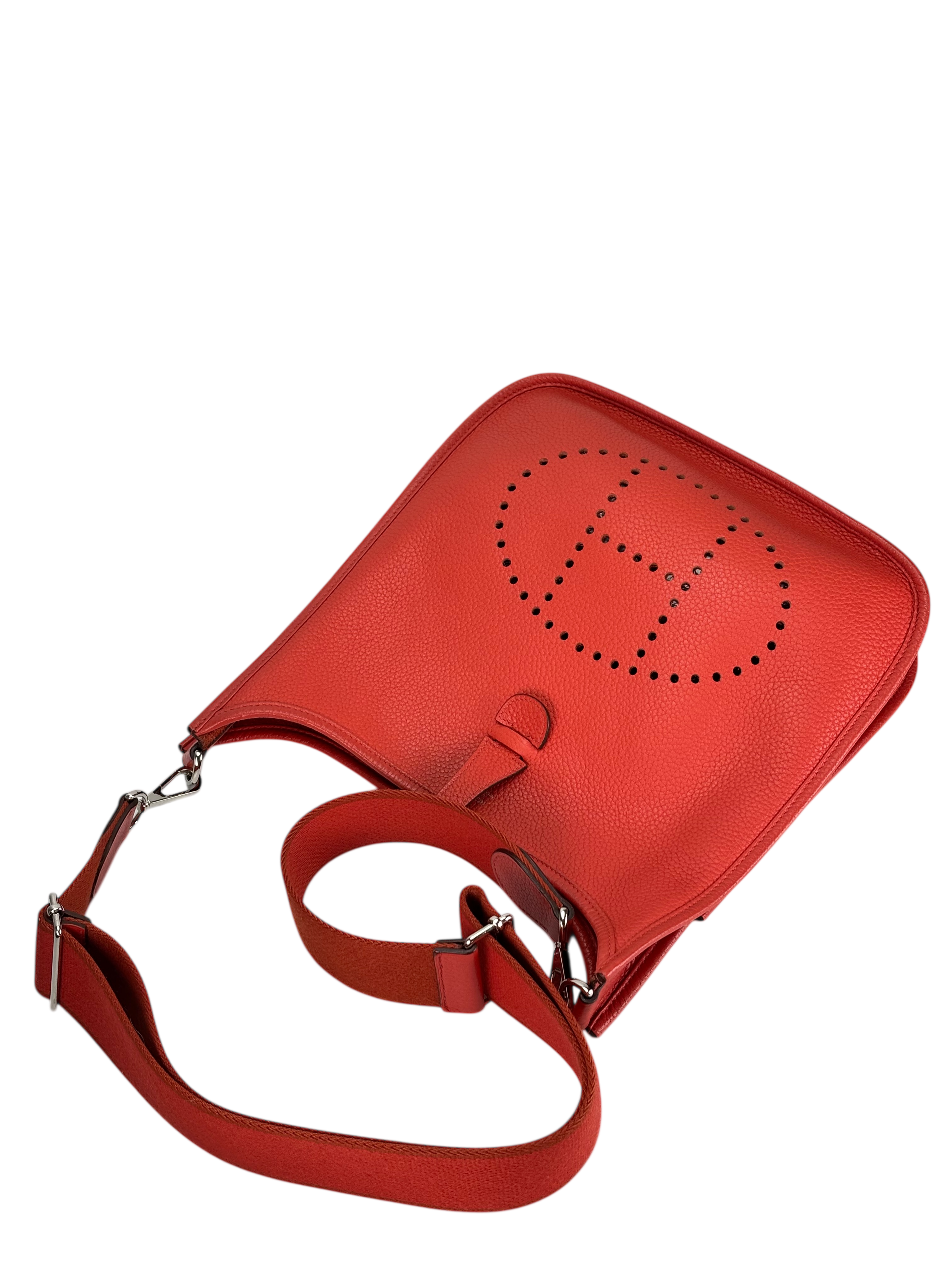 HERMES - Evelyne PM Evelyne T5 TC Rouge Silver Hardware  Shoulder Bag