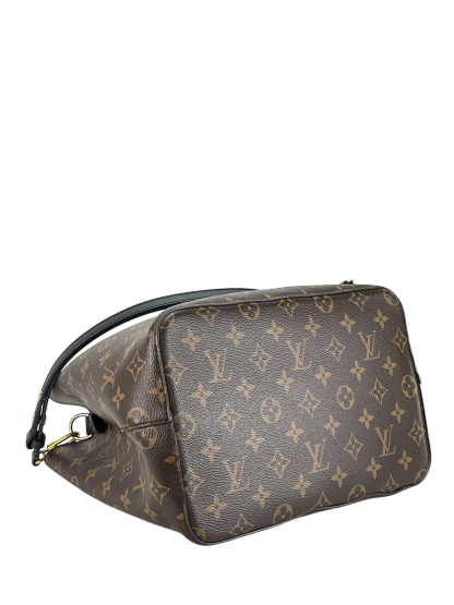LOUIS VUITTON - Black Neo Bucket MM Shoulder Bag