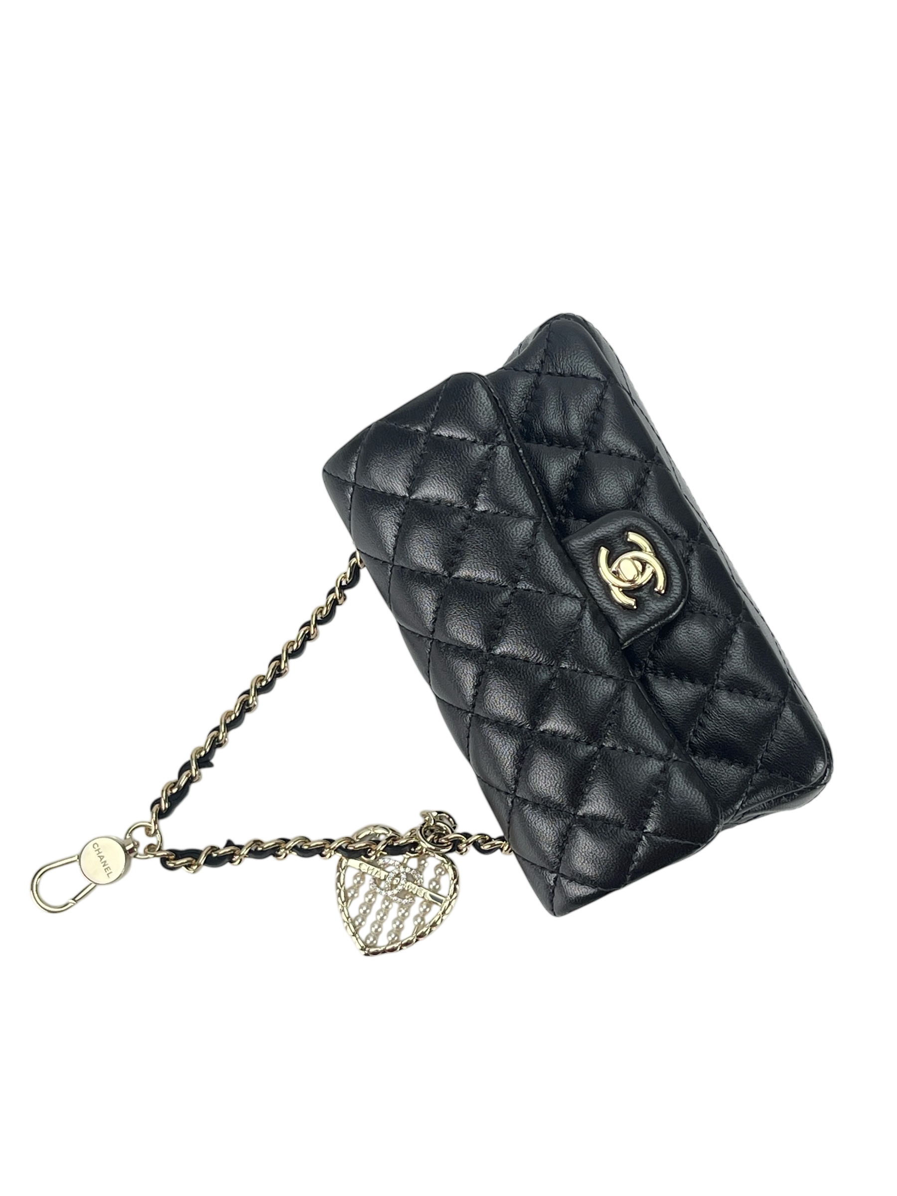 あむこ　新品未使用CHANEL CHANEL - 25A Black Lambskin Charm Coco MarkClassic Mini With Hook