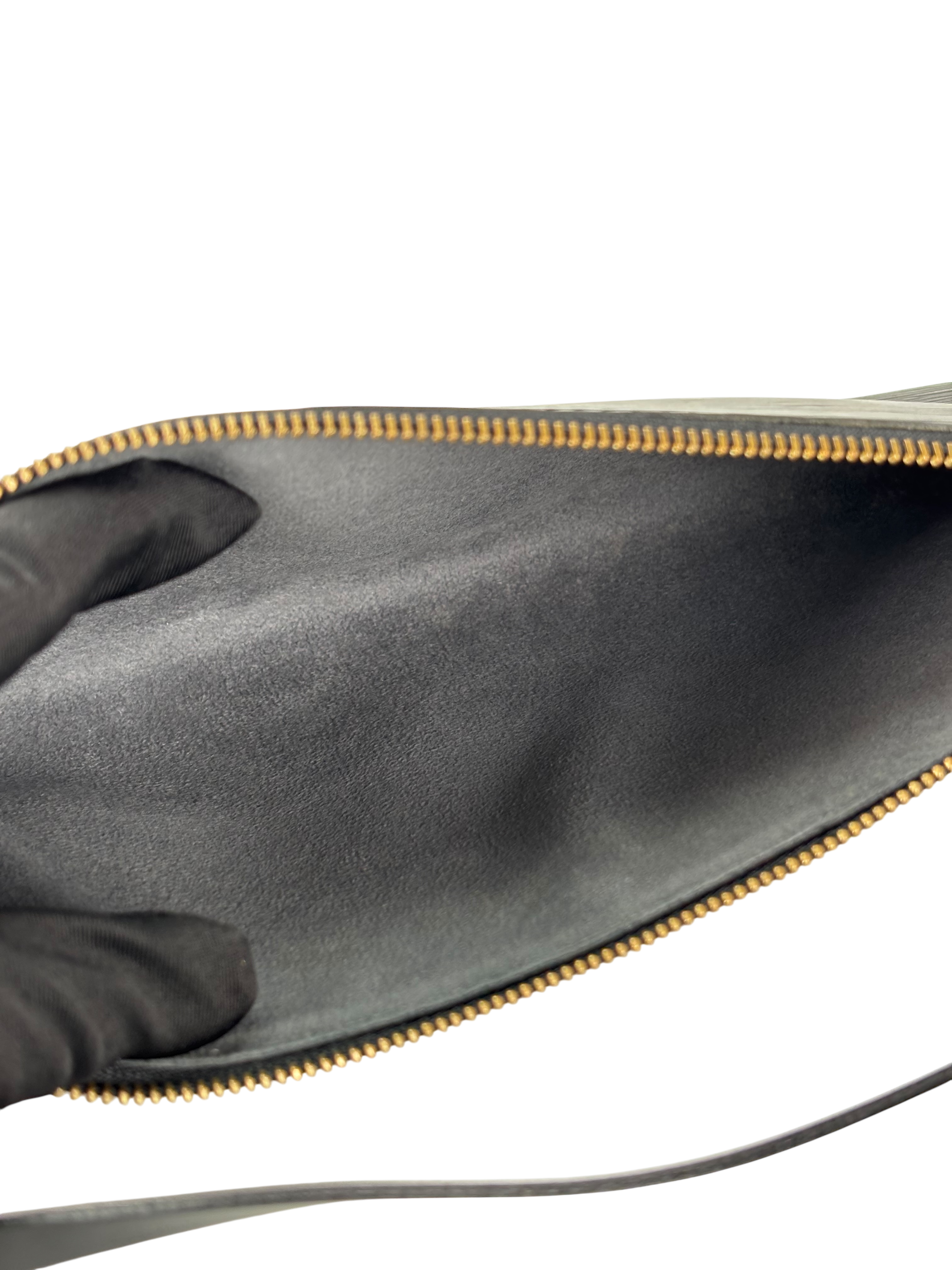 LOUIS VUITTON - Black Epi Accessory Pouch Handbag 